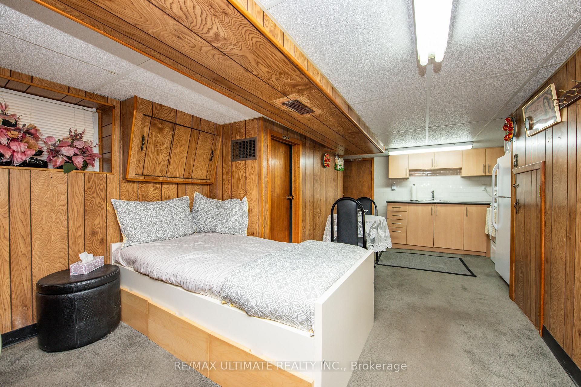 Photo 40 of 127 Salem Avenue, Toronto, Dovercourt-Wallace Emerson-Junction — HOMEH