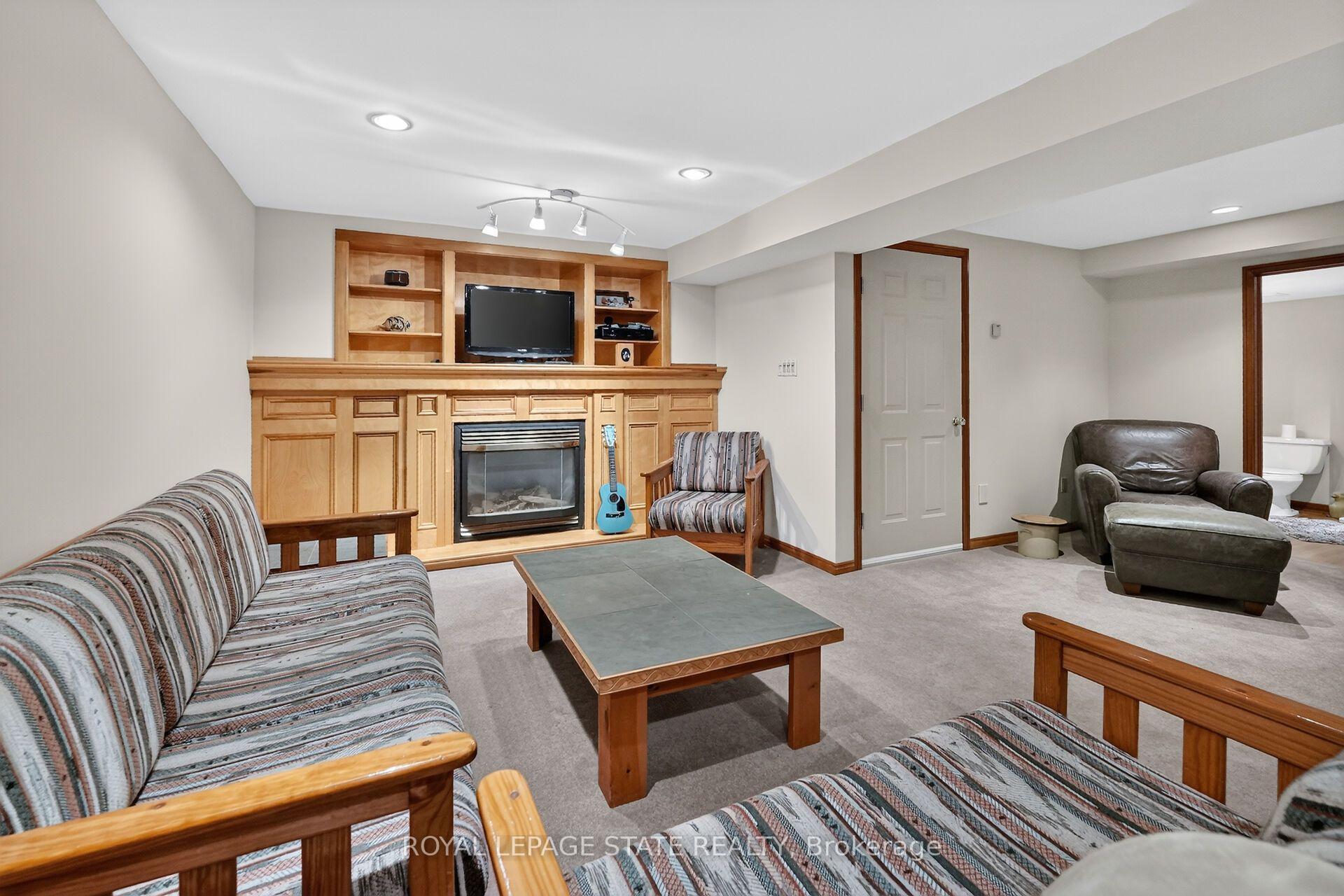 Photo 38 of 31 Princess Boulevard, Grimsby, Grimsby Beach — HOMEH