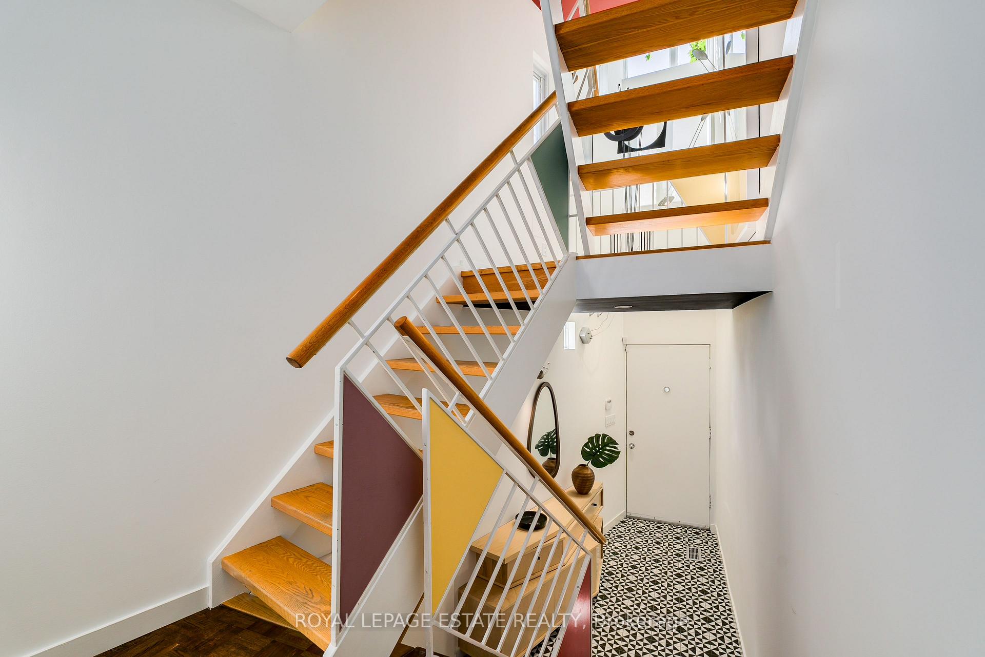 Photo 2 of 61 Seaton Street, Toronto, Moss Park — HOMEH