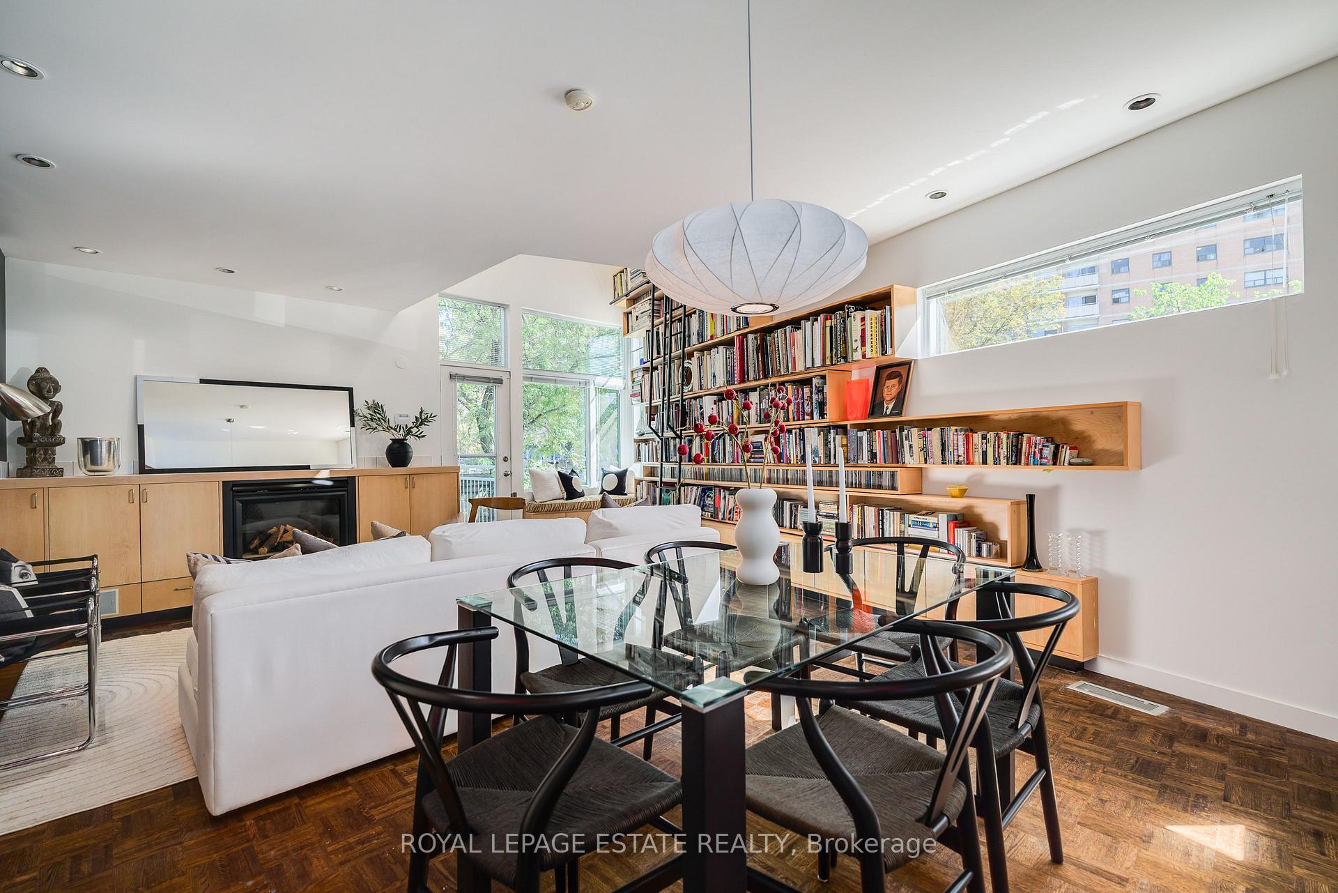 Photo 6 of 61 Seaton Street, Toronto, Moss Park — HOMEH
