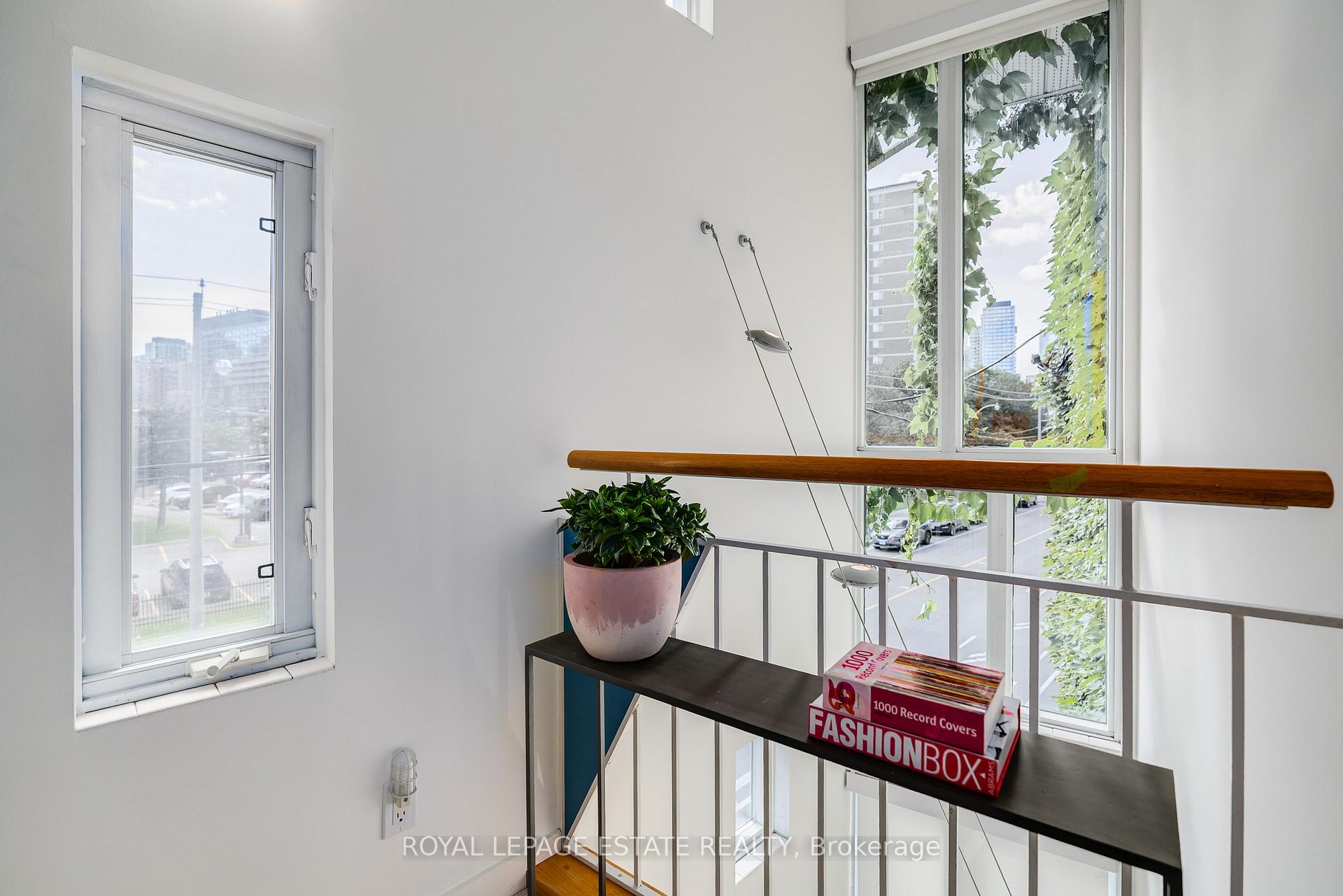 Photo 23 of 61 Seaton Street, Toronto, Moss Park — HOMEH