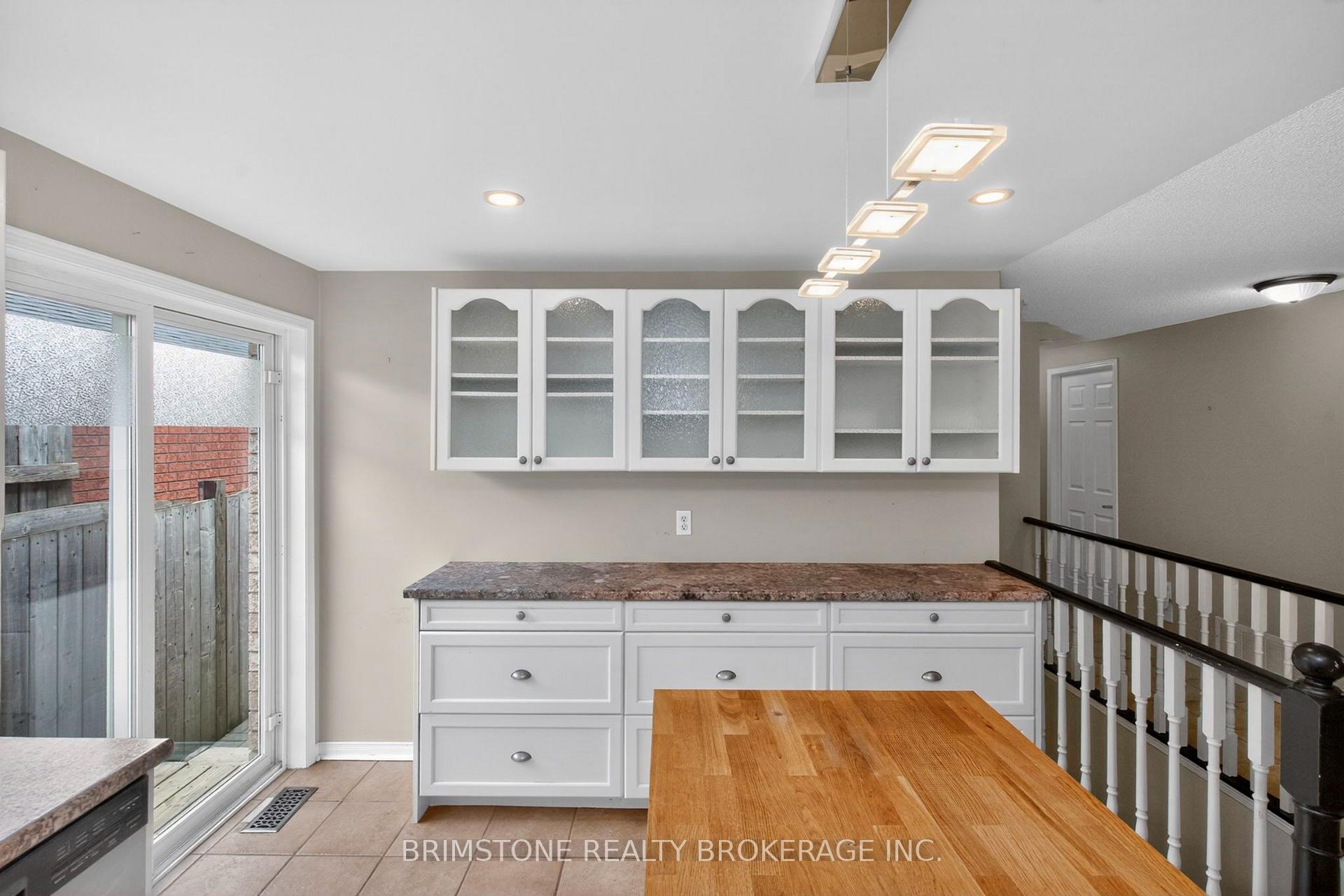 Photo 9 of 9 Holly Meadow Road, Barrie, Holly — HOMEH