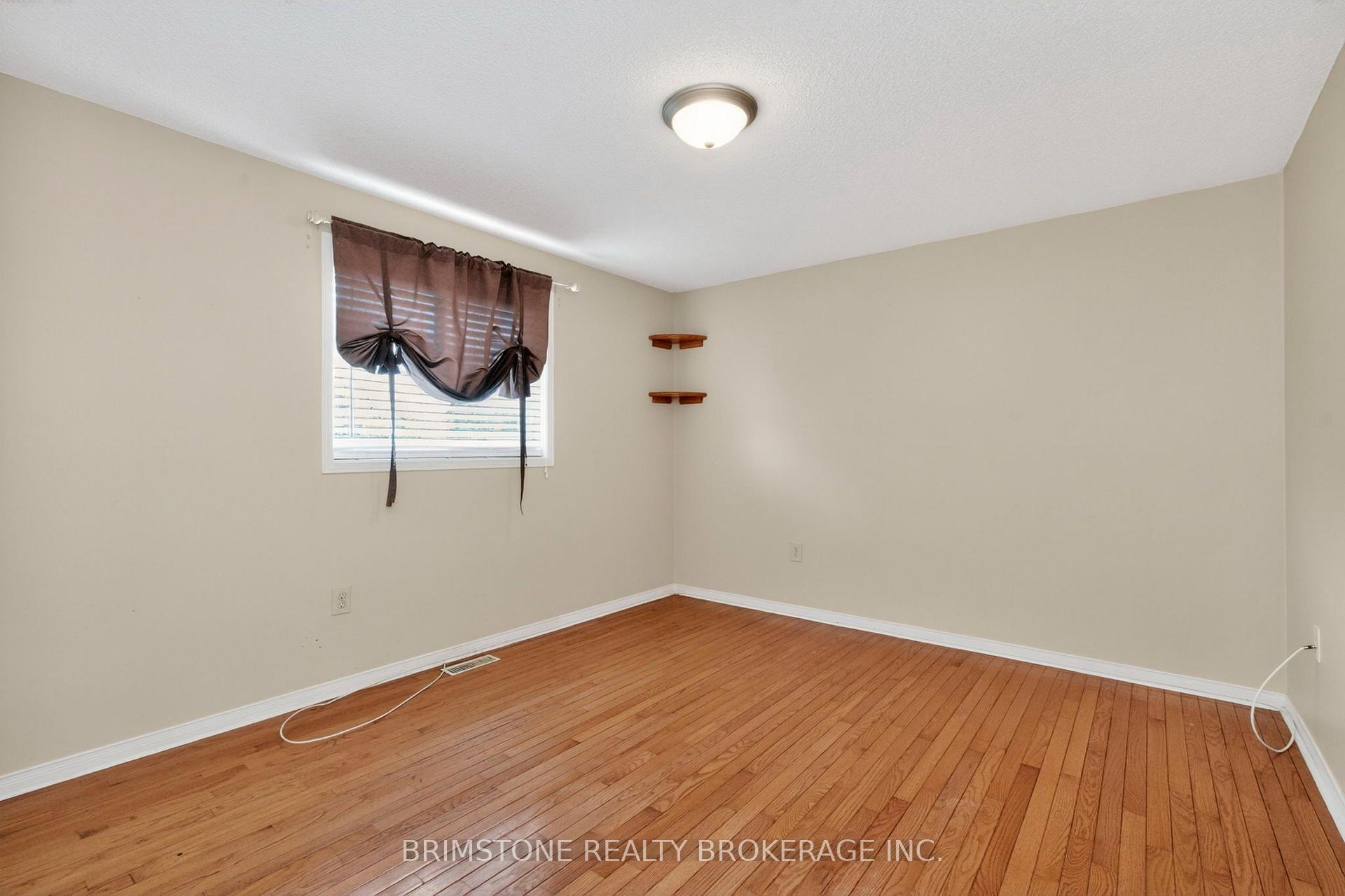 Photo 24 of 9 Holly Meadow Road, Barrie, Holly — HOMEH