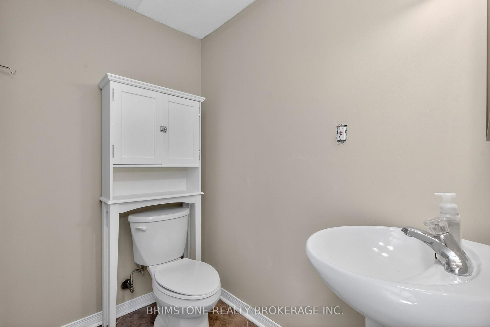 Photo 25 of 9 Holly Meadow Road, Barrie, Holly — HOMEH