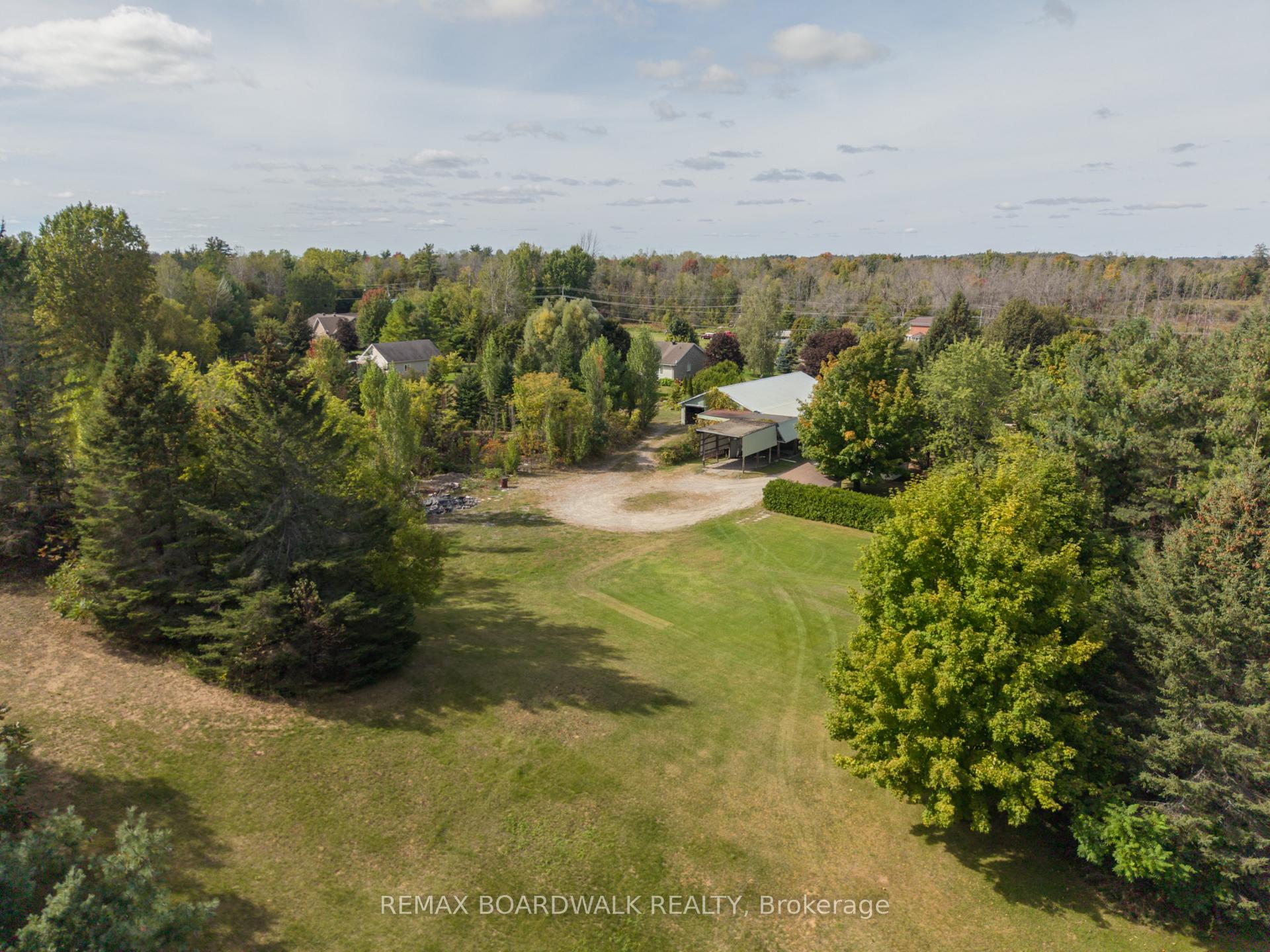 Photo 5 of 2725 Mcintosh Road, Augusta, Augusta Twp — HOMEH
