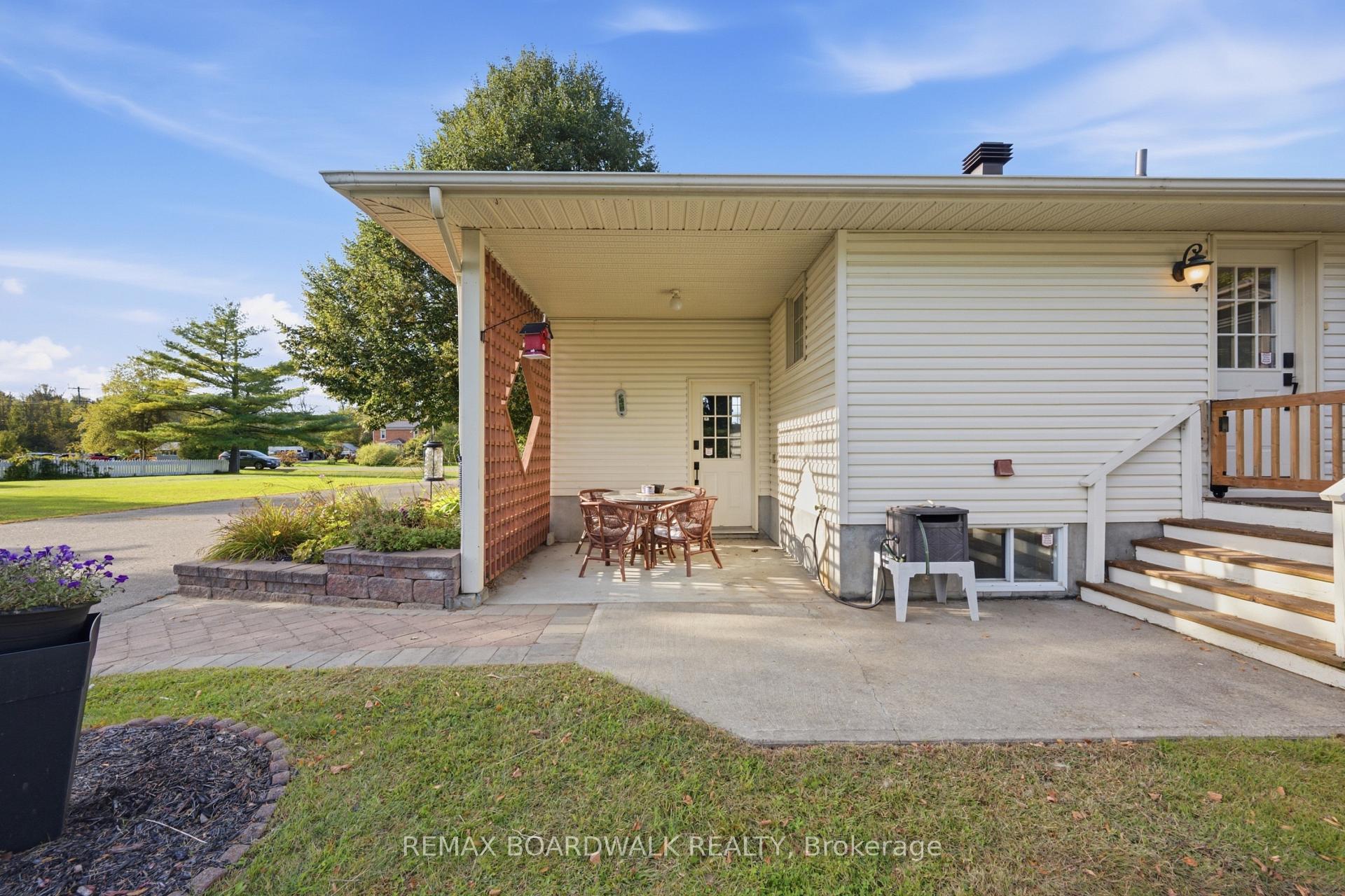 Photo 15 of 2725 Mcintosh Road, Augusta, Augusta Twp — HOMEH