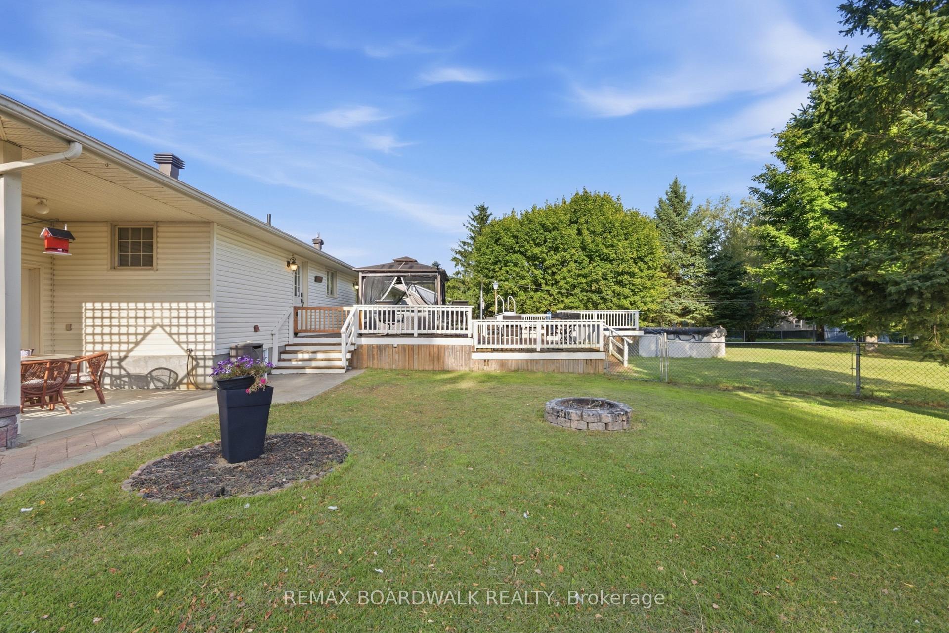 Photo 16 of 2725 Mcintosh Road, Augusta, Augusta Twp — HOMEH