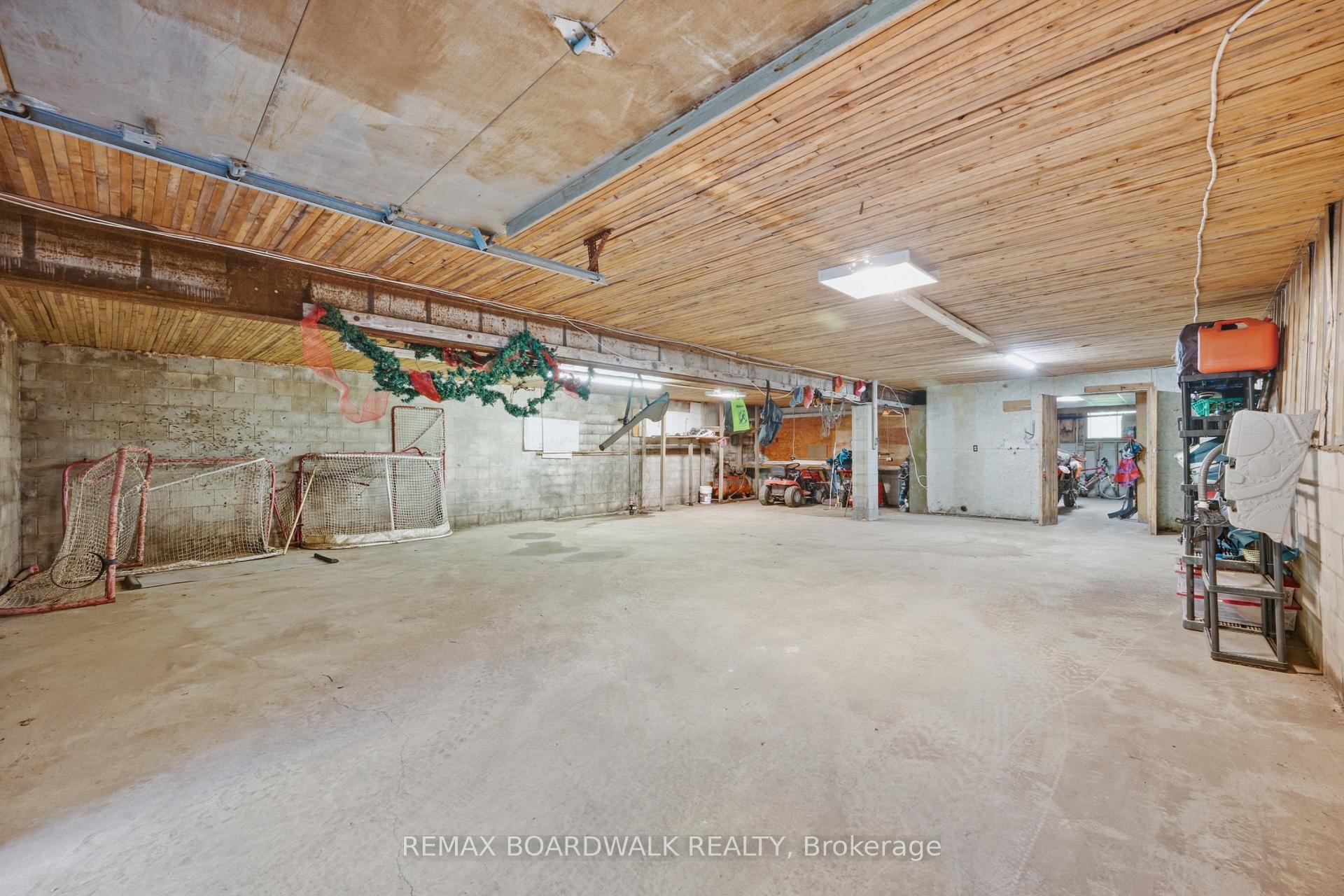 Photo 21 of 2725 Mcintosh Road, Augusta, Augusta Twp — HOMEH