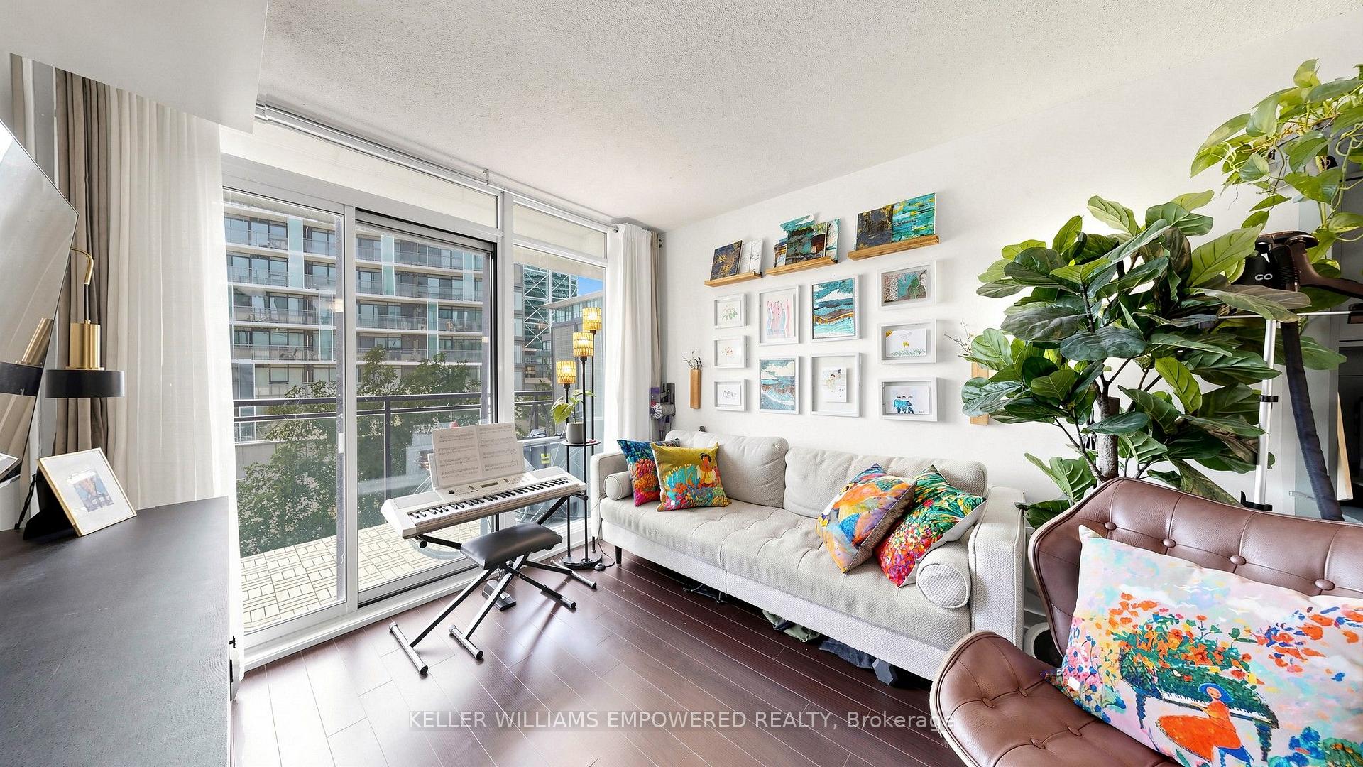 Photo 6 of Unit 539, 8 Telegram Mews, Toronto, Waterfront Communities — HOMEH