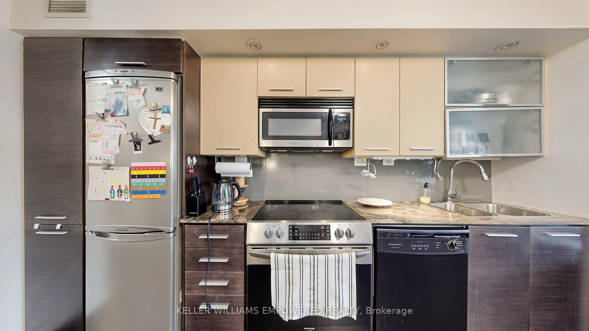 Photo 27 of Unit 539, 8 Telegram Mews, Toronto, Waterfront Communities — HOMEH