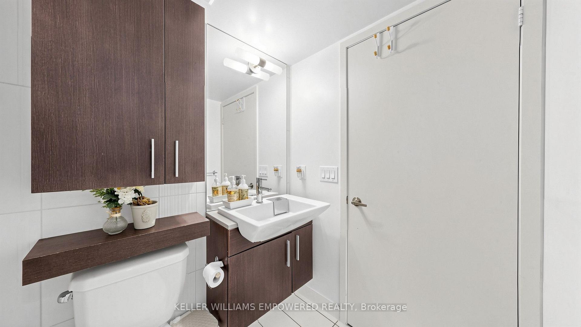 Photo 44 of Unit 539, 8 Telegram Mews, Toronto, Waterfront Communities — HOMEH