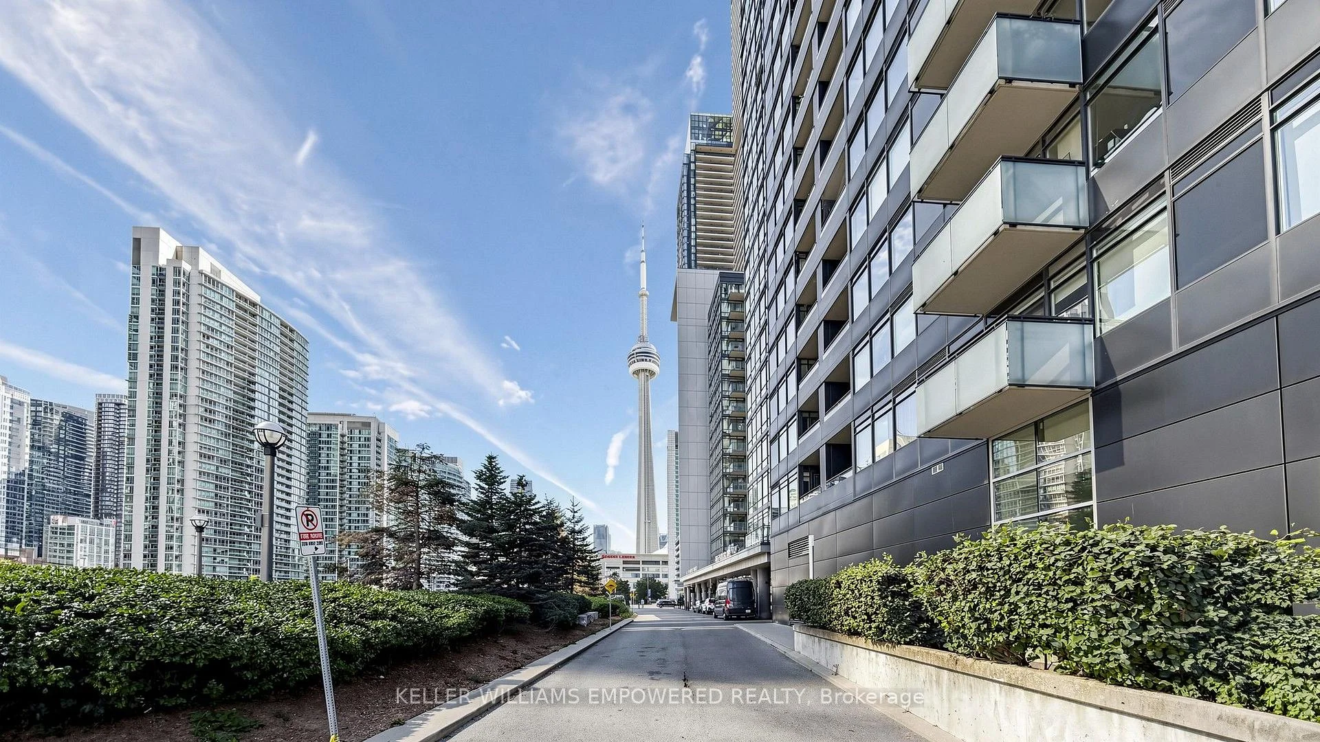 Photo 5 of Unit 539, 8 Telegram Mews, Toronto, Waterfront Communities — HOMEH
