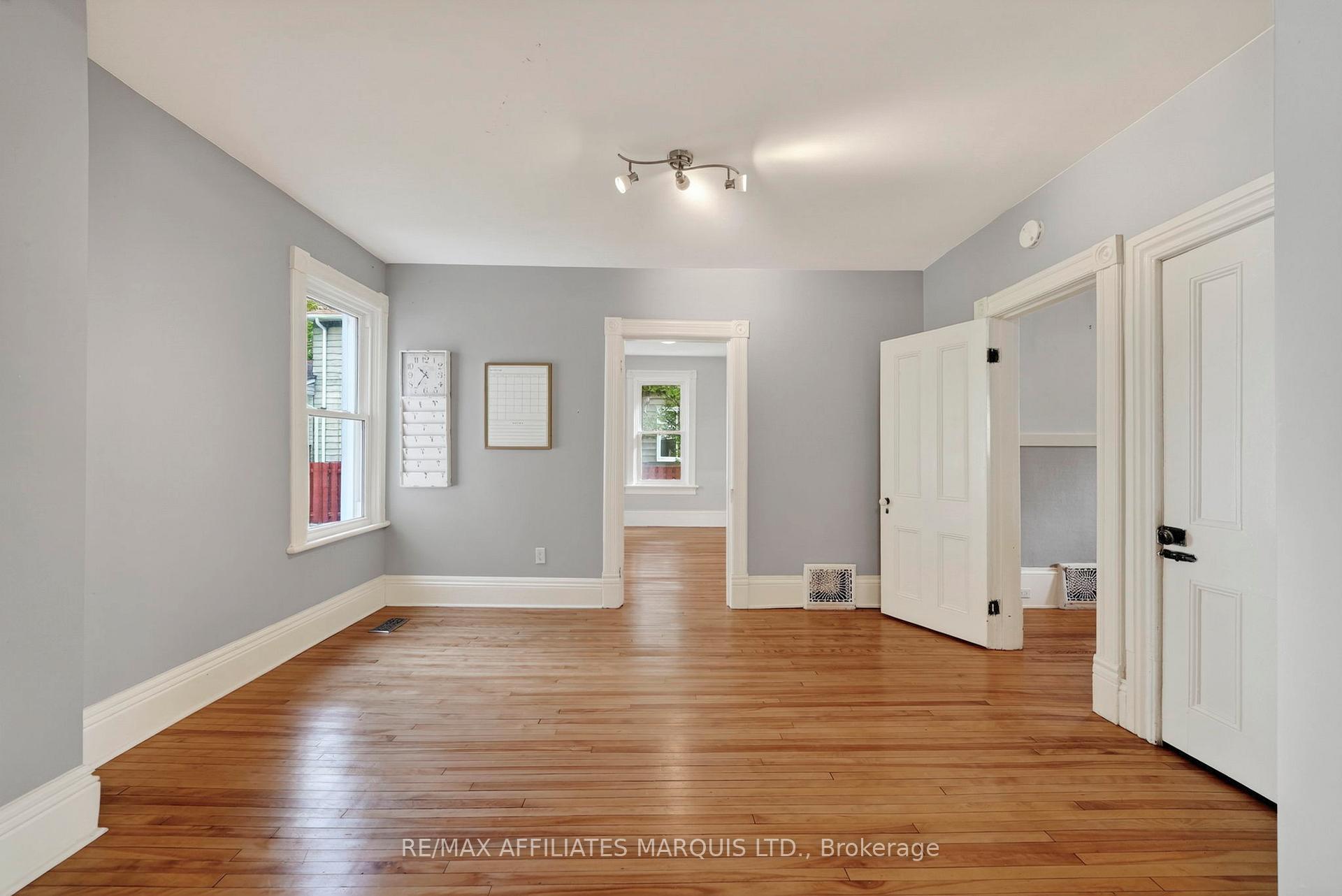 Photo 12 of 229 4th Street E, Cornwall, Cornwall — HOMEH