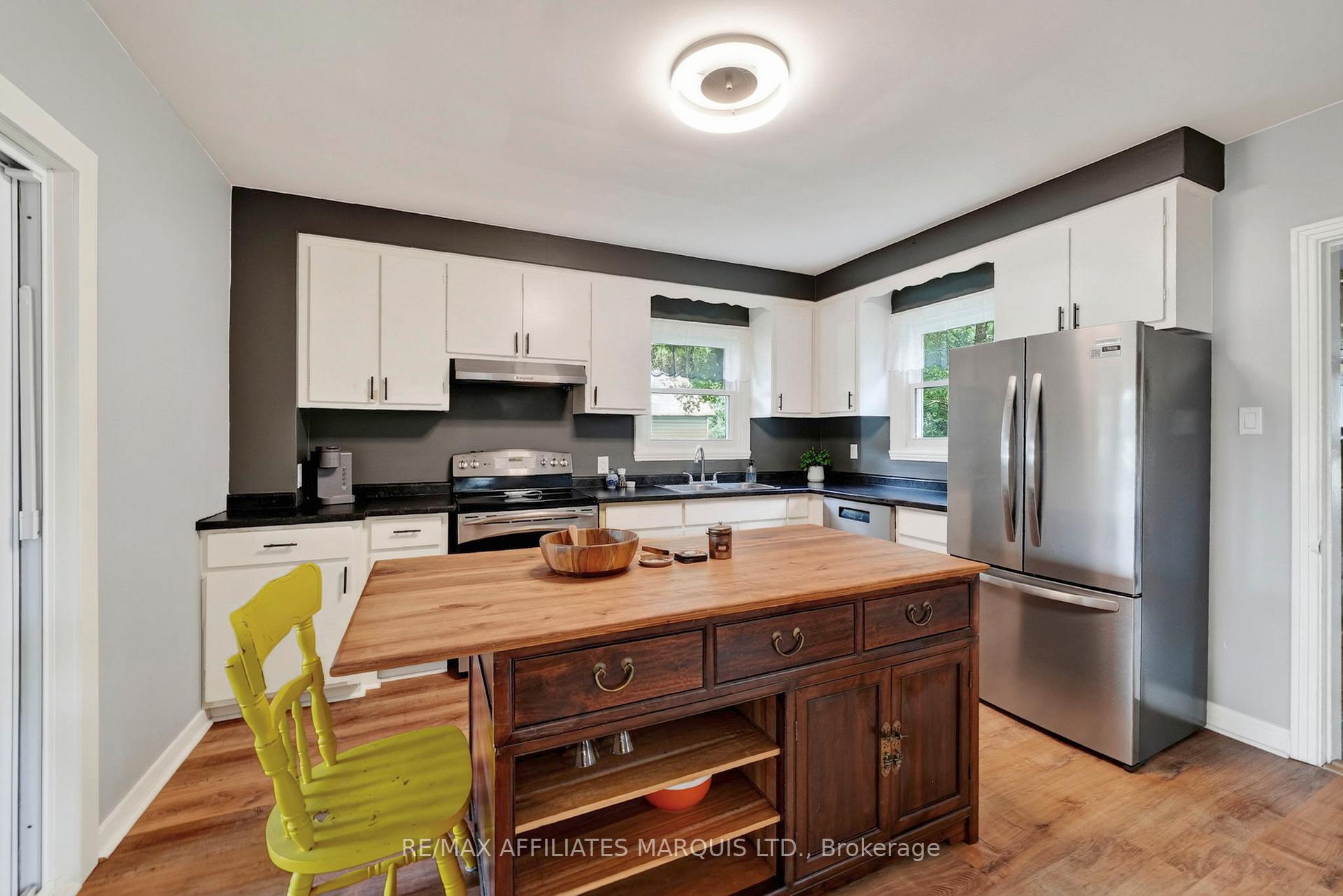 Photo 14 of 229 4th Street E, Cornwall, Cornwall — HOMEH