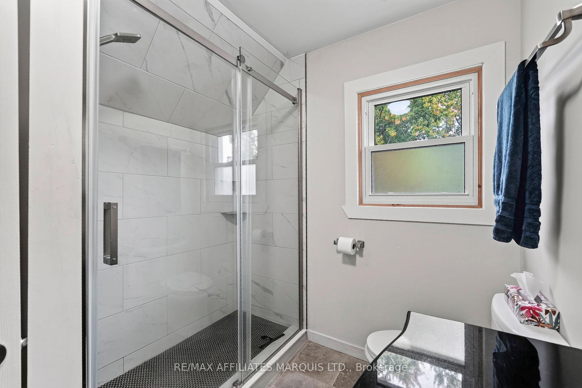 Photo 25 of 229 4th Street E, Cornwall, Cornwall — HOMEH