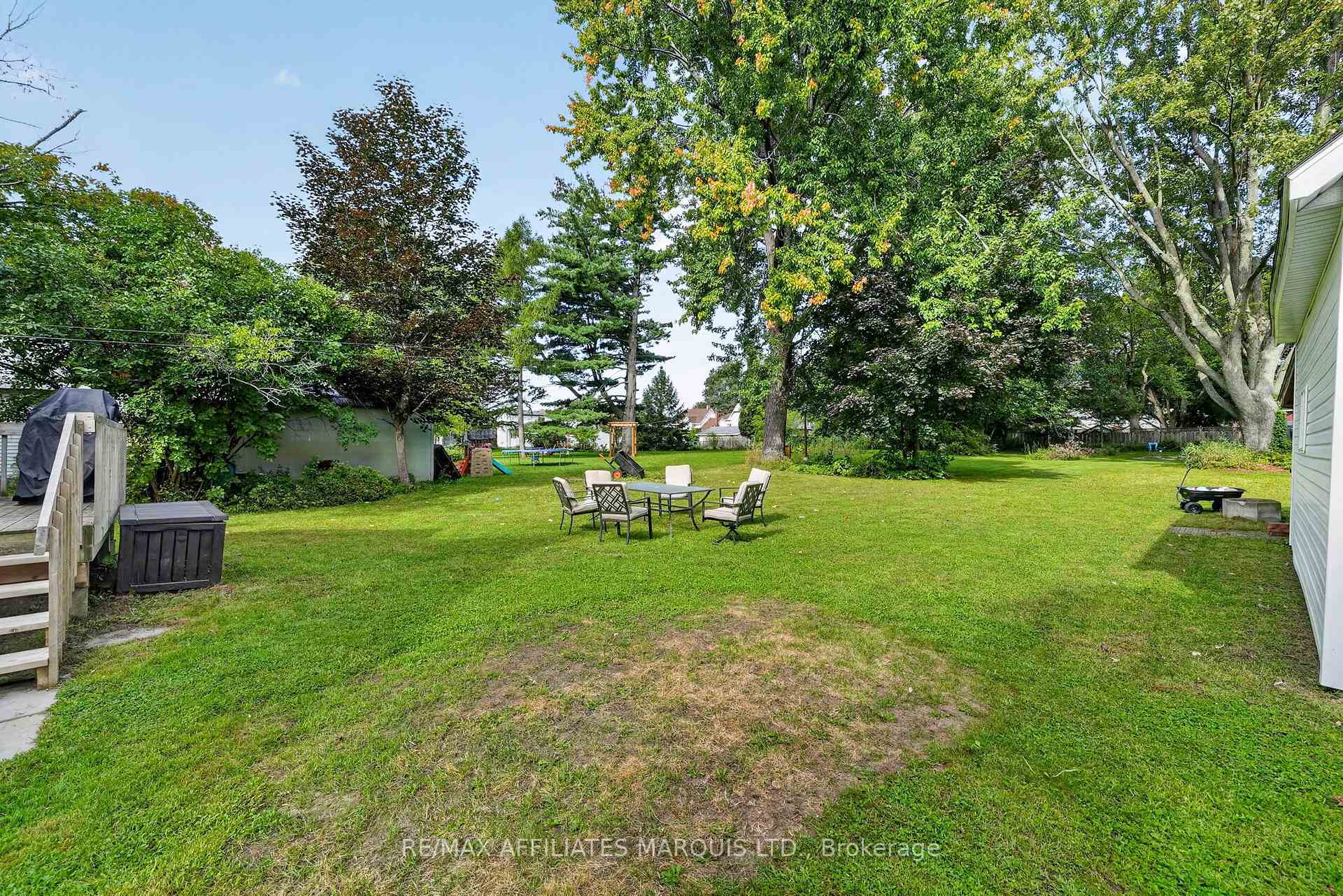 Photo 37 of 229 4th Street E, Cornwall, Cornwall — HOMEH