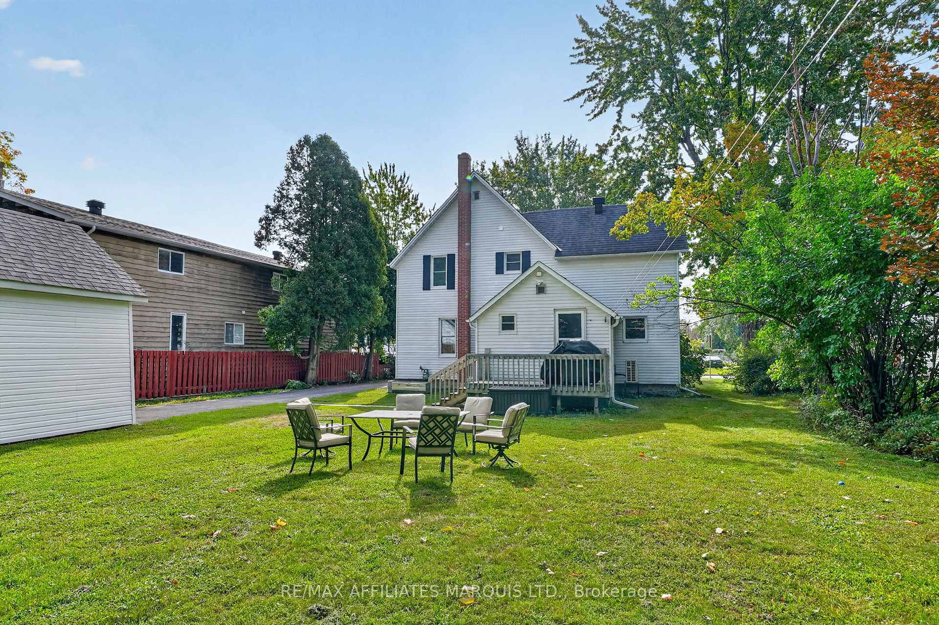 Photo 42 of 229 4th Street E, Cornwall, Cornwall — HOMEH