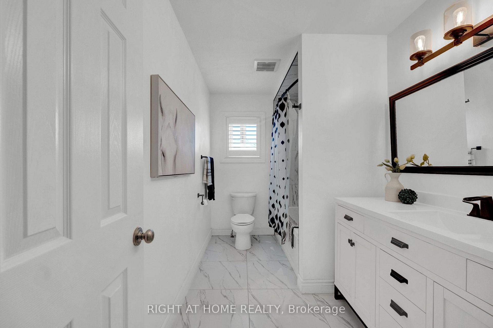 Photo 24 of 75 Auburn Lane, Clarington, Courtice — HOMEH