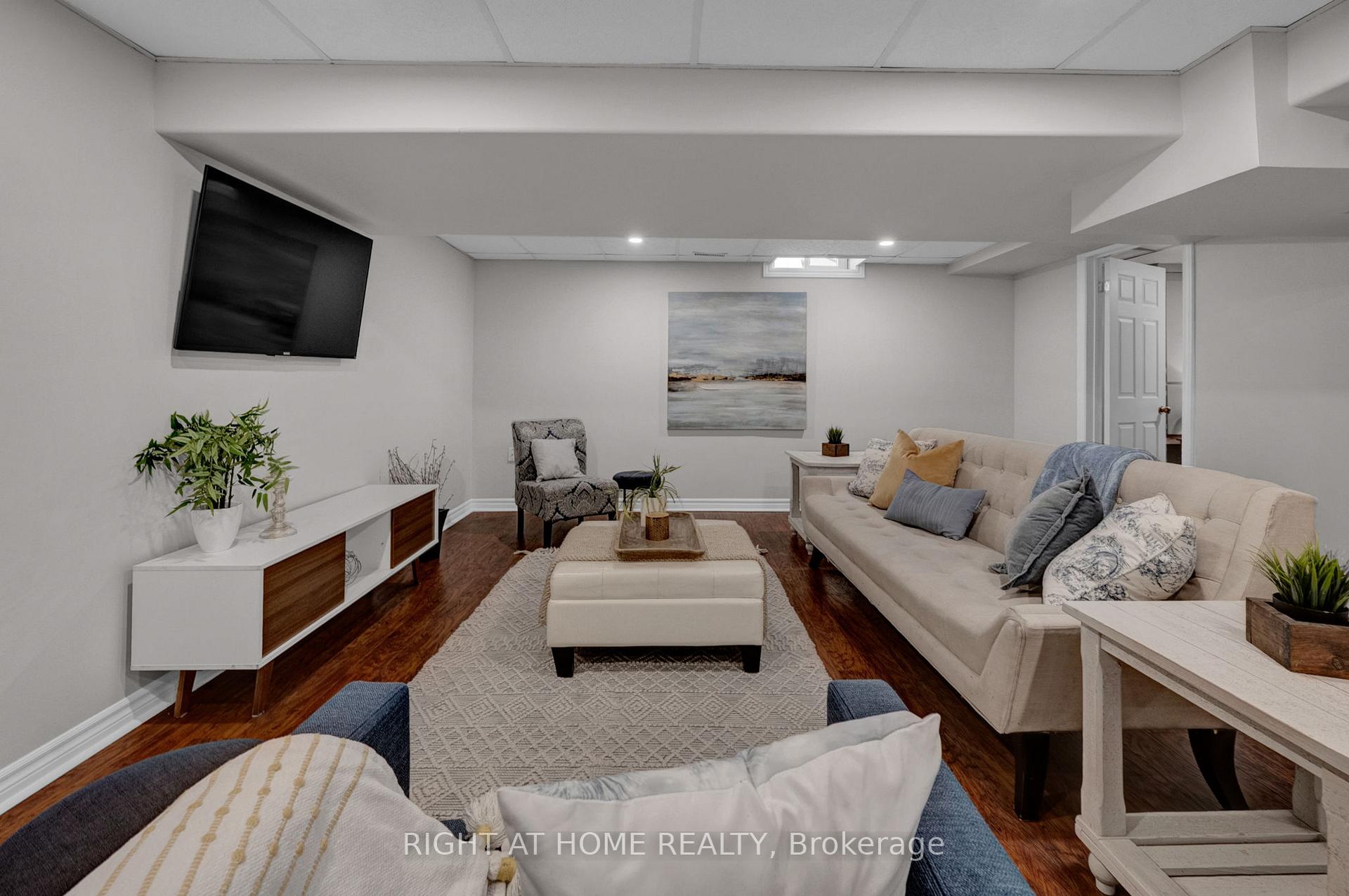Photo 33 of 75 Auburn Lane, Clarington, Courtice — HOMEH