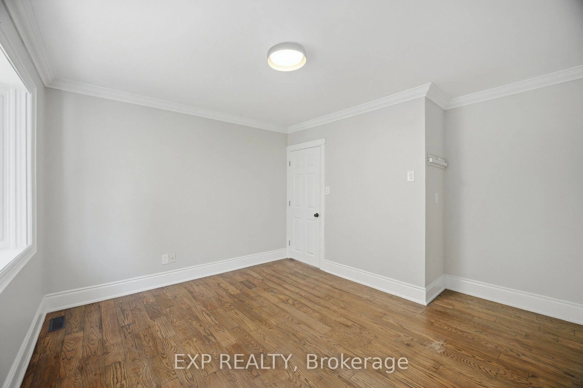 Photo 64 of 30 Herkley Drive, Brampton, Madoc — HOMEH