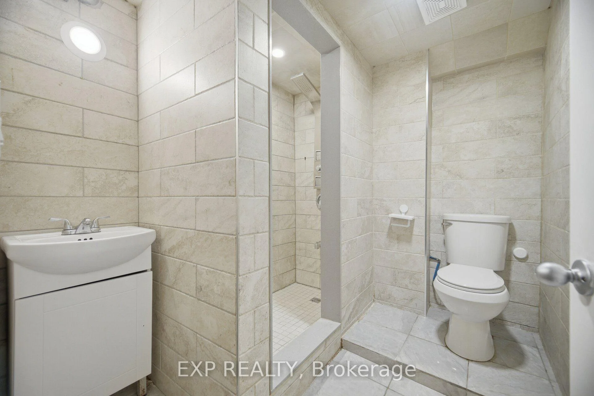 Photo 77 of 30 Herkley Drive, Brampton, Madoc — HOMEH
