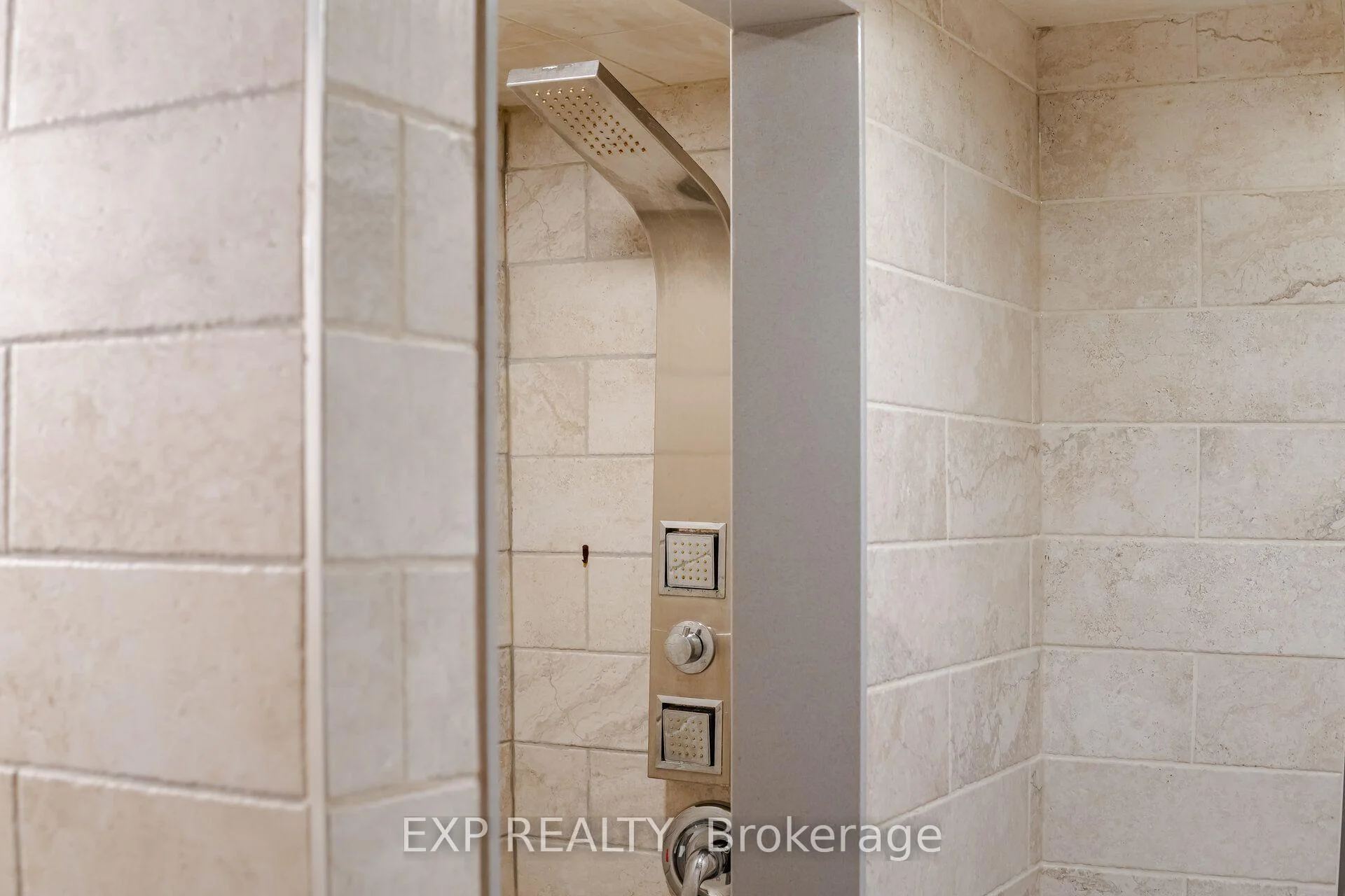Photo 78 of 30 Herkley Drive, Brampton, Madoc — HOMEH