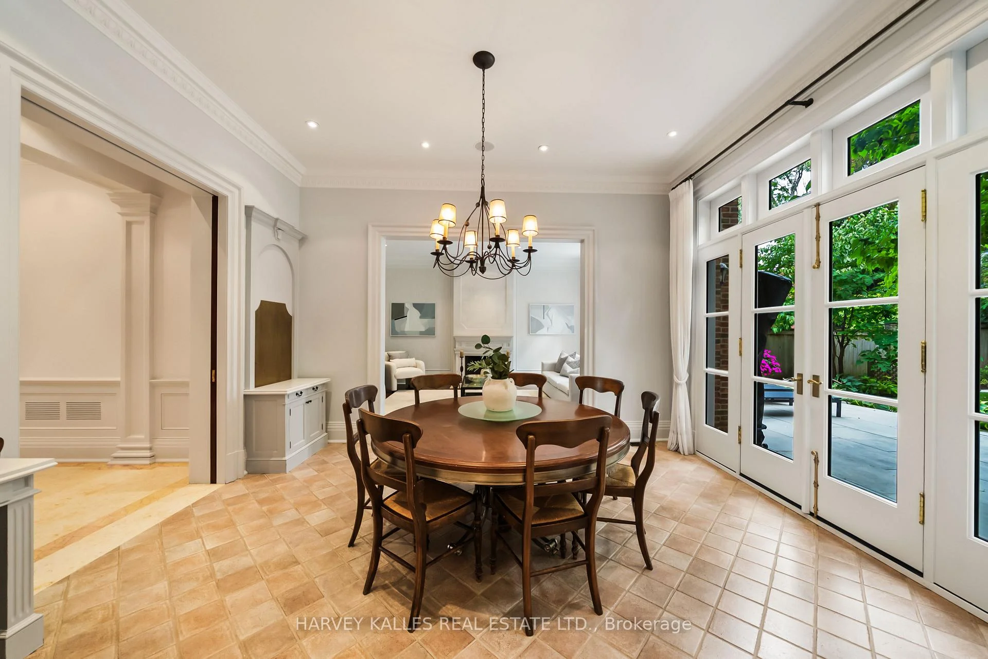 Photo 43 of 250 Forest Hill Road, Toronto, Forest Hill South — HOMEH