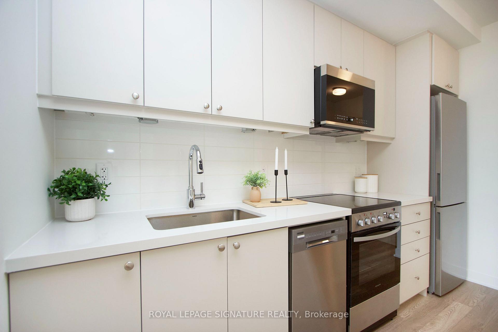 Photo 3 of Unit 613, 51 Clarington Boulevard, Clarington, Bowmanville — HOMEH