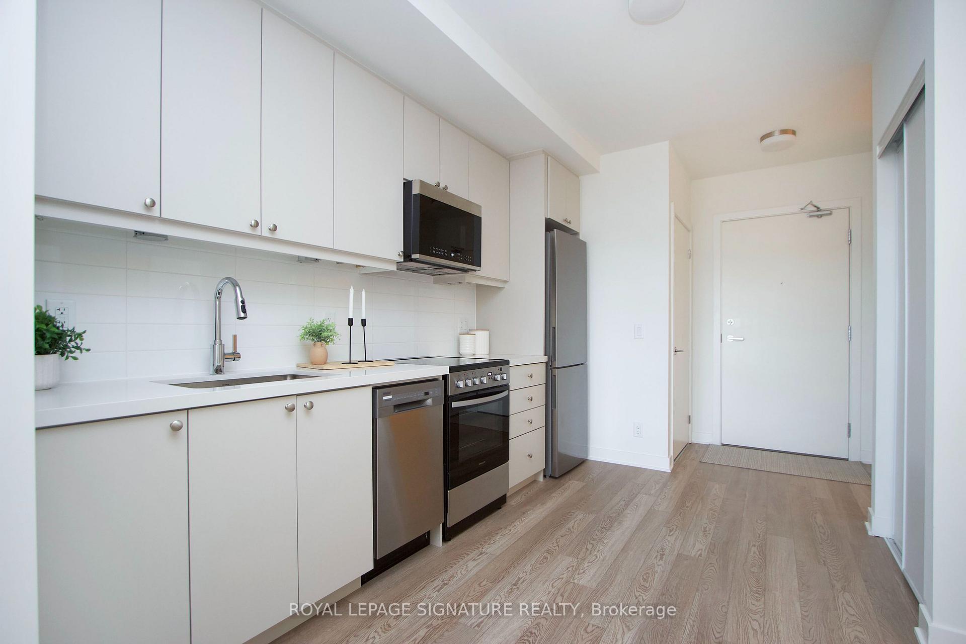 Photo 4 of Unit 613, 51 Clarington Boulevard, Clarington, Bowmanville — HOMEH