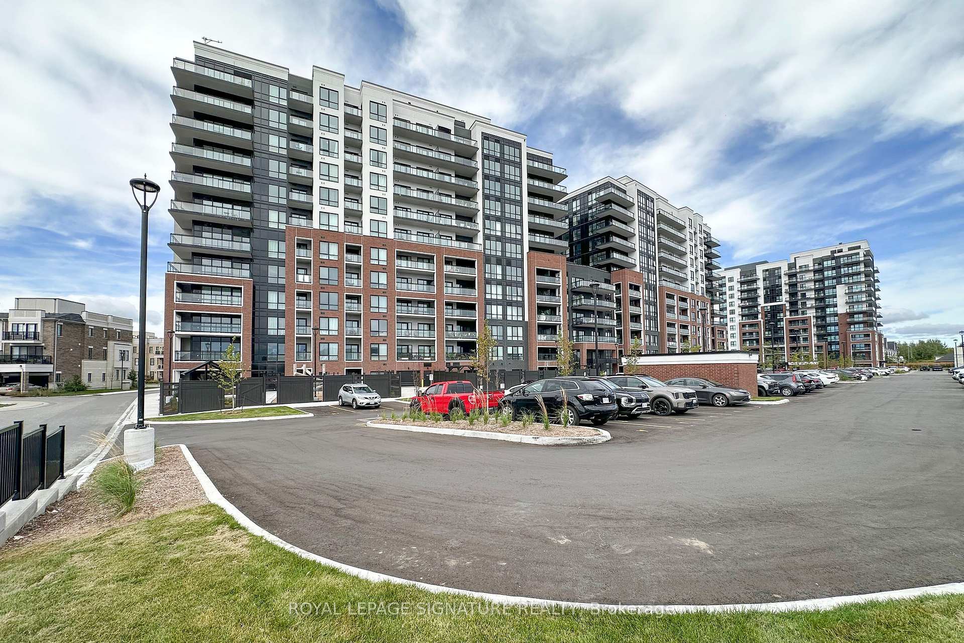 Photo 27 of Unit 613, 51 Clarington Boulevard, Clarington, Bowmanville — HOMEH