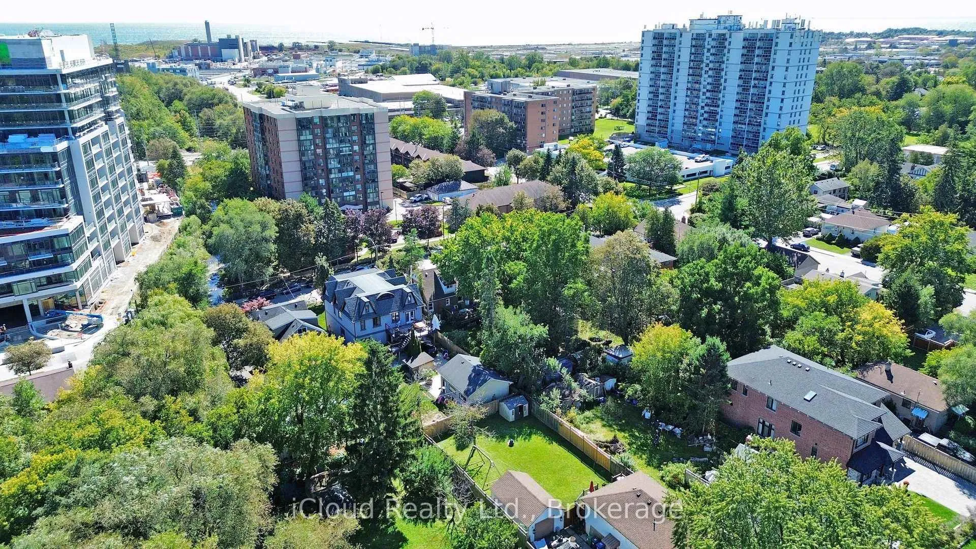 Photo 7 of 1321 St. James Avenue, Mississauga, Lakeview — HOMEH