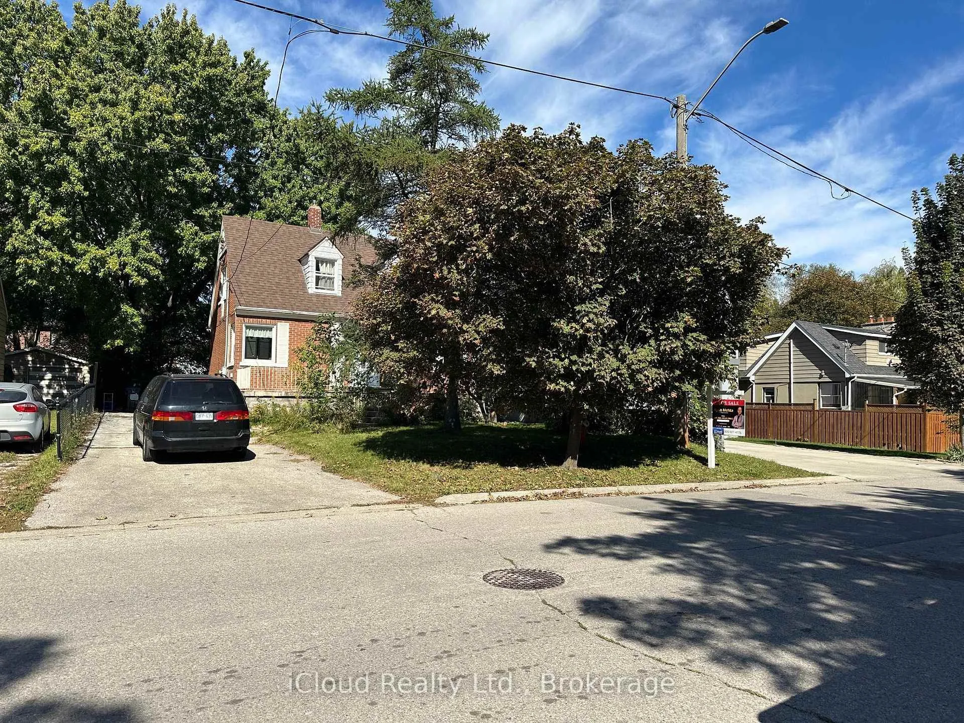 Photo 11 of 1321 St. James Avenue, Mississauga, Lakeview — HOMEH