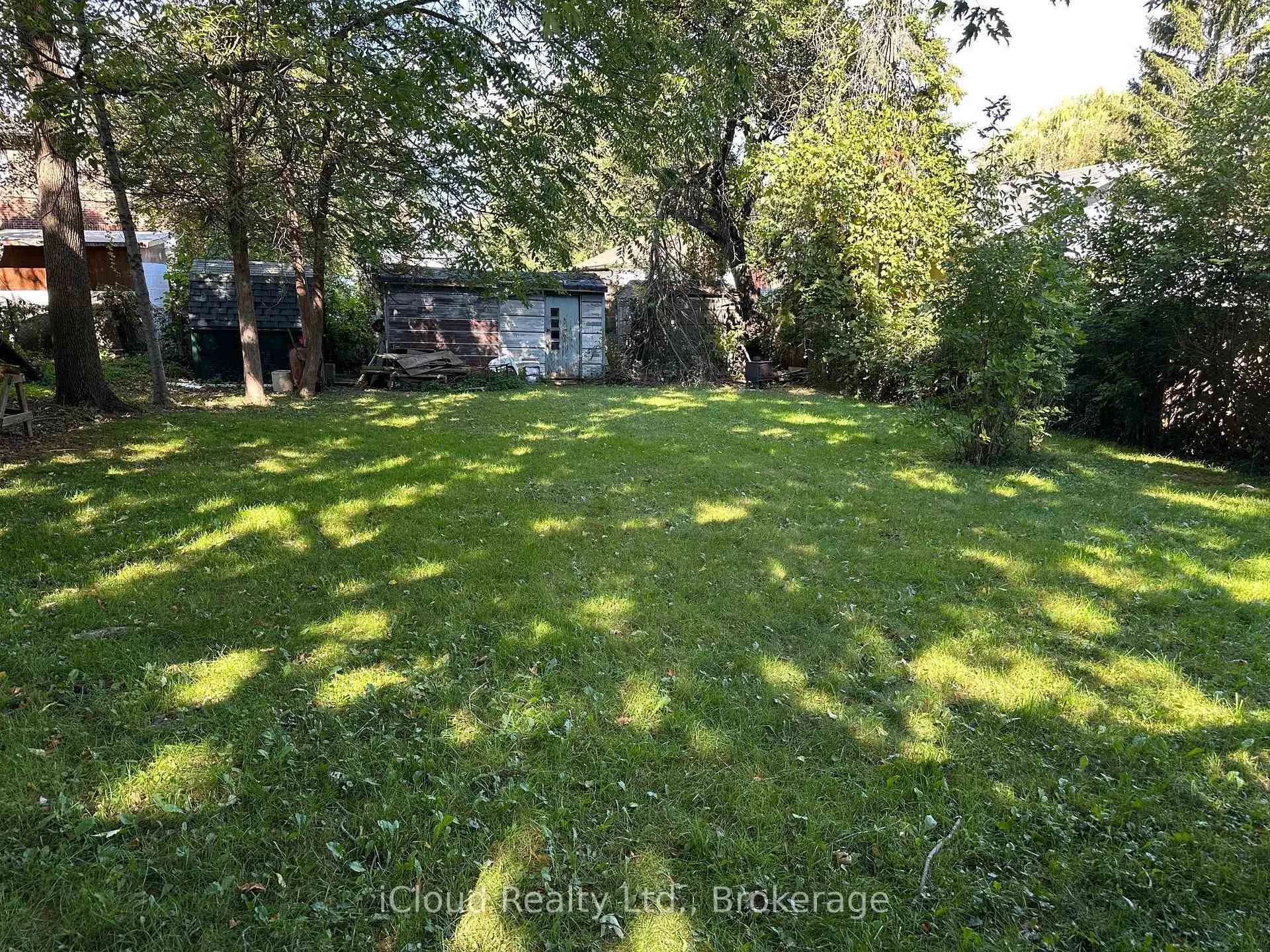 Photo 12 of 1321 St. James Avenue, Mississauga, Lakeview — HOMEH