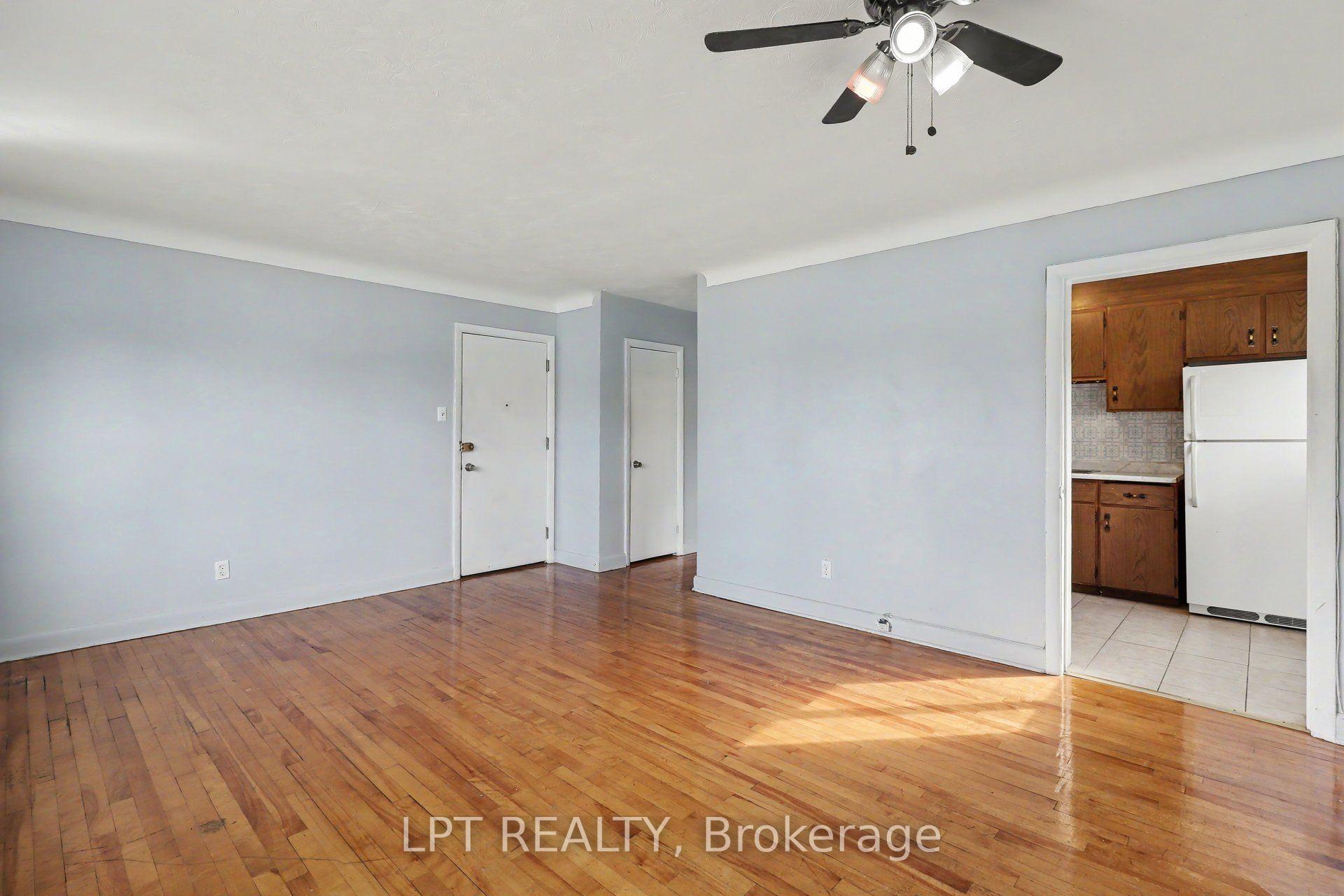 Photo 8 of 703 Morgan Street, Ottawa, Vanier — HOMEH