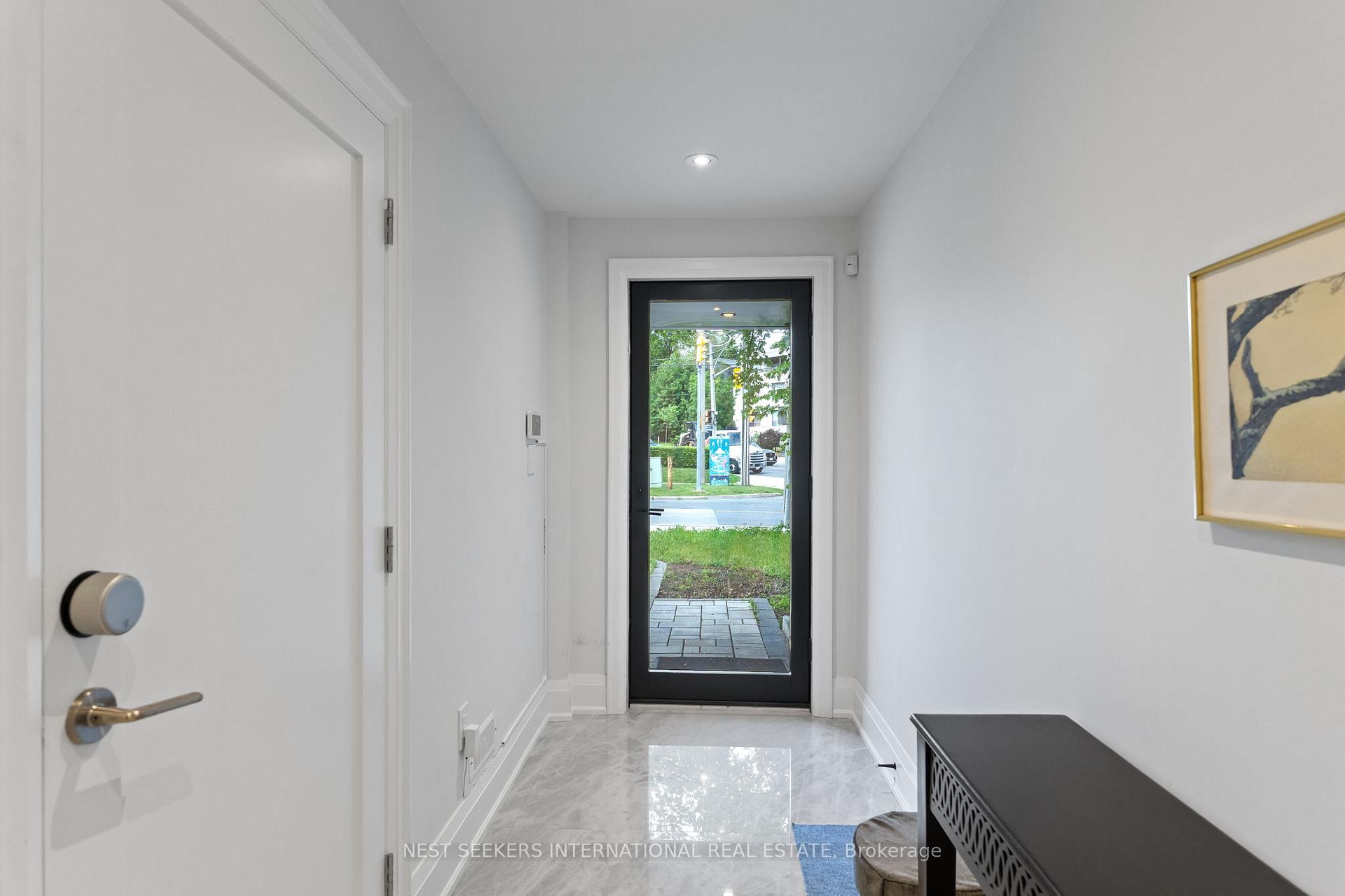 Photo 5 of 141 Chaplin Crescent, Toronto, Forest Hill South — HOMEH