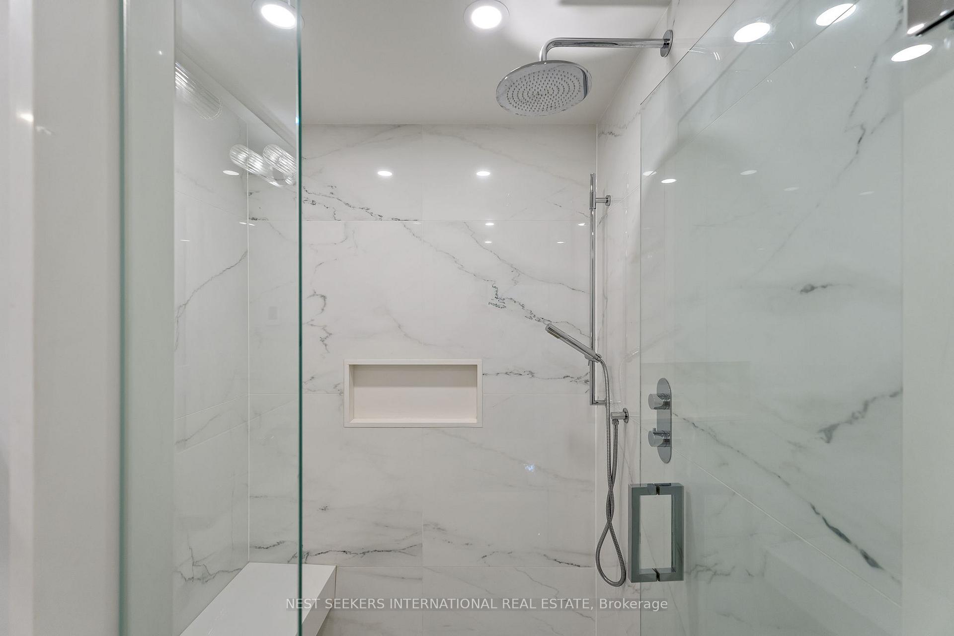 Photo 25 of 141 Chaplin Crescent, Toronto, Forest Hill South — HOMEH