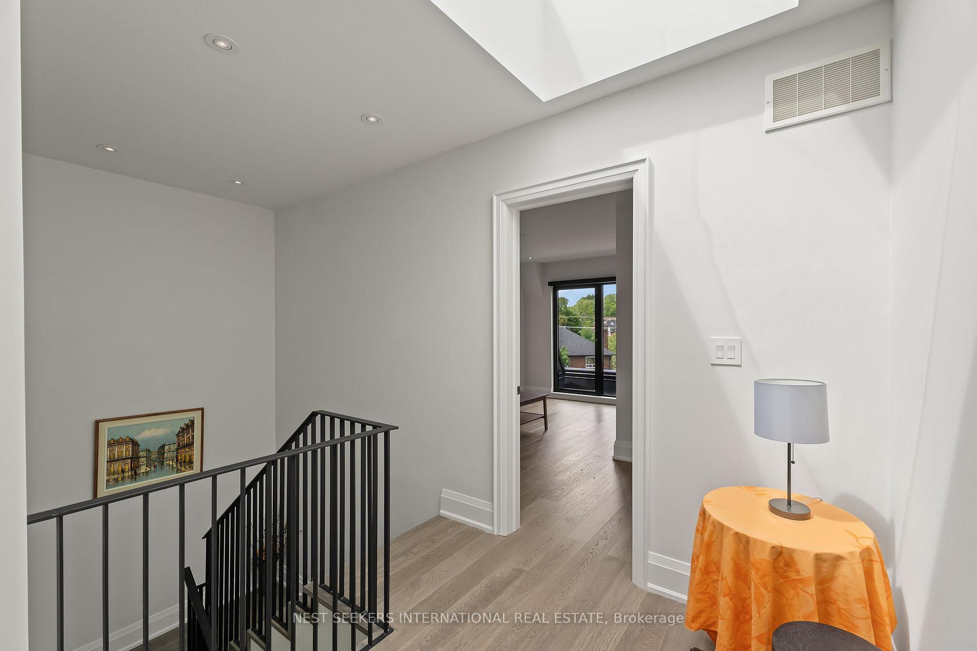 Photo 29 of 141 Chaplin Crescent, Toronto, Forest Hill South — HOMEH