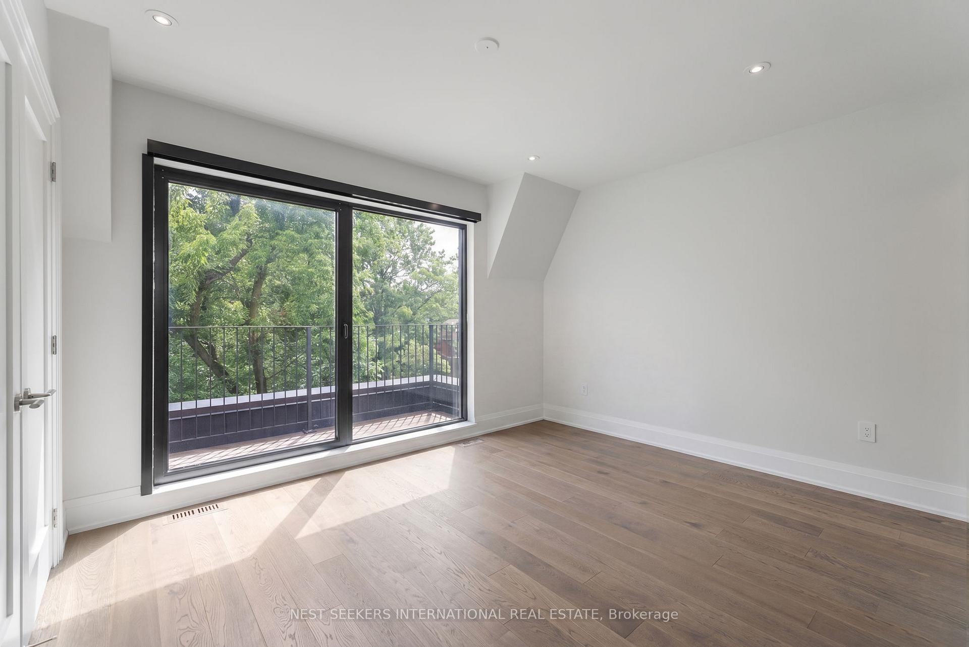 Photo 34 of 141 Chaplin Crescent, Toronto, Forest Hill South — HOMEH