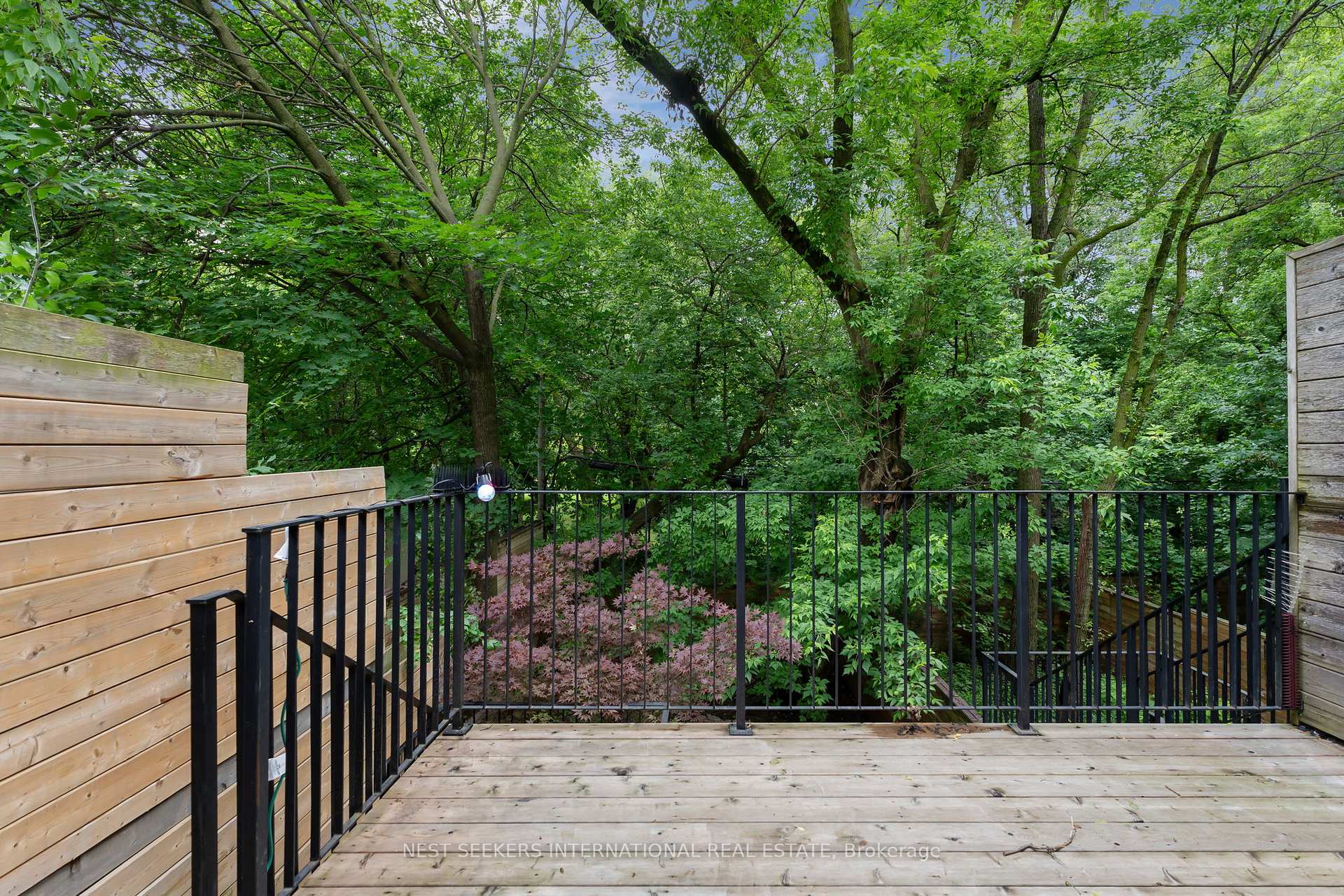 Photo 43 of 141 Chaplin Crescent, Toronto, Forest Hill South — HOMEH