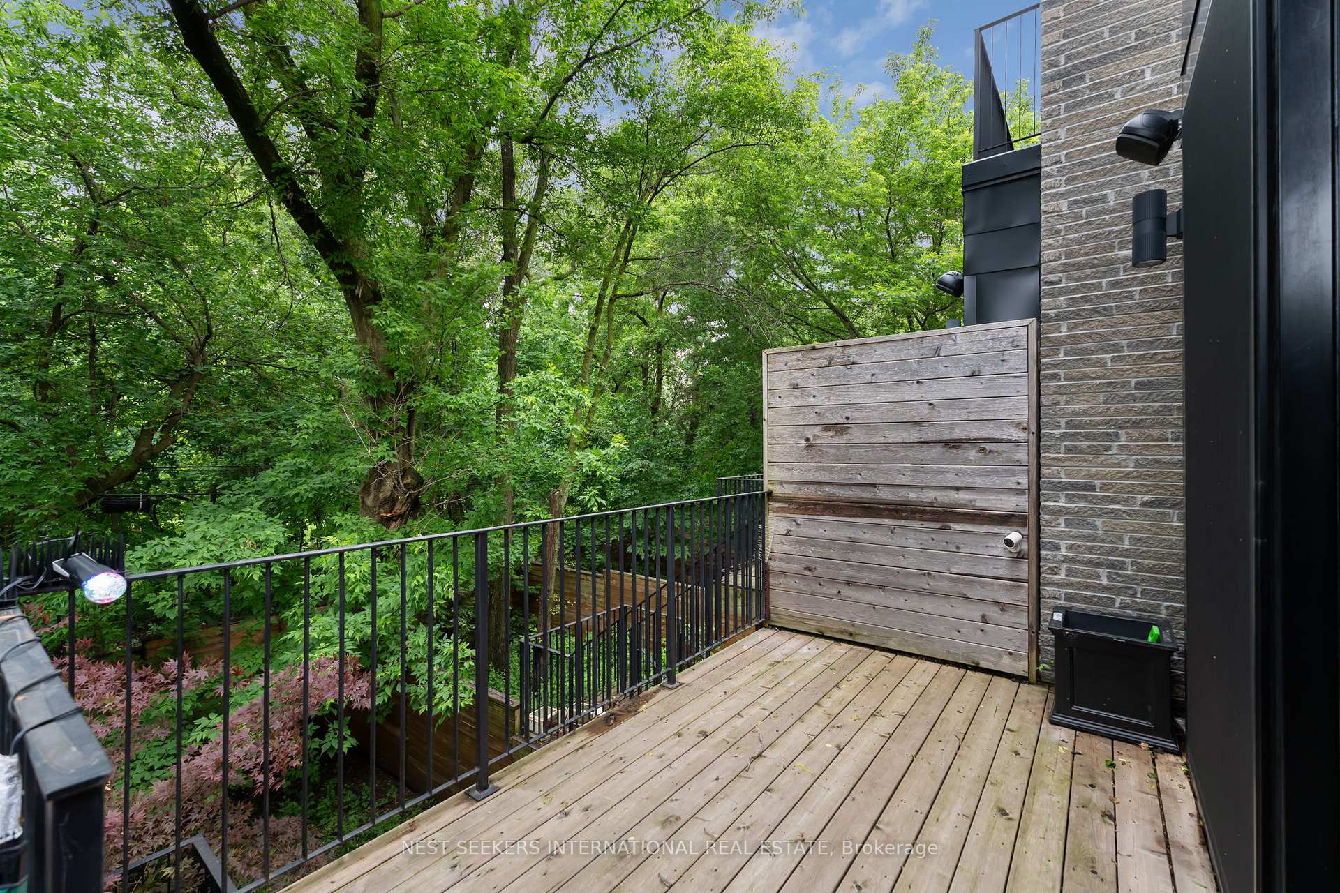 Photo 44 of 141 Chaplin Crescent, Toronto, Forest Hill South — HOMEH