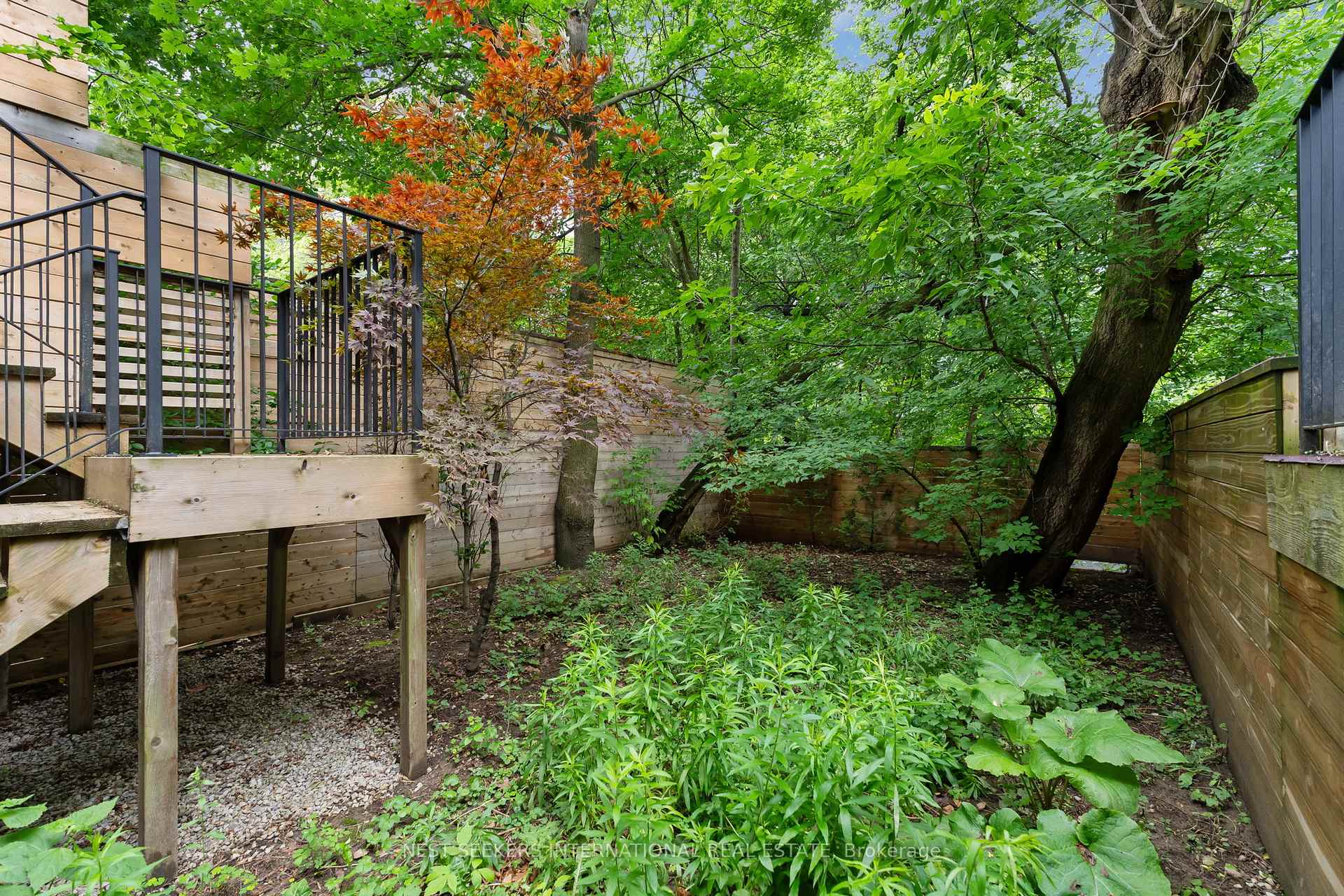 Photo 49 of 141 Chaplin Crescent, Toronto, Forest Hill South — HOMEH