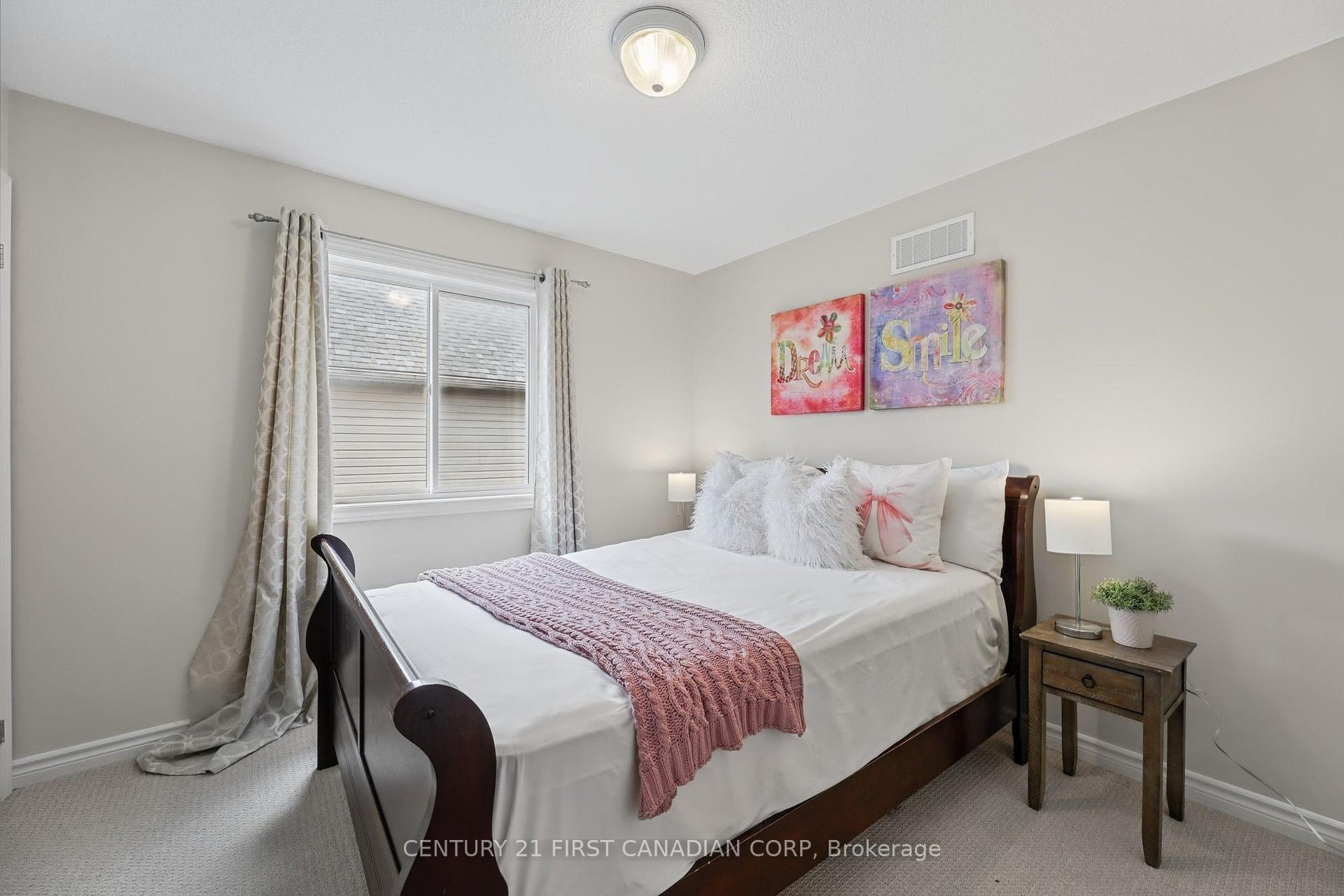 Photo 26 of 911 Foxcreek Road, London, North S — HOMEH