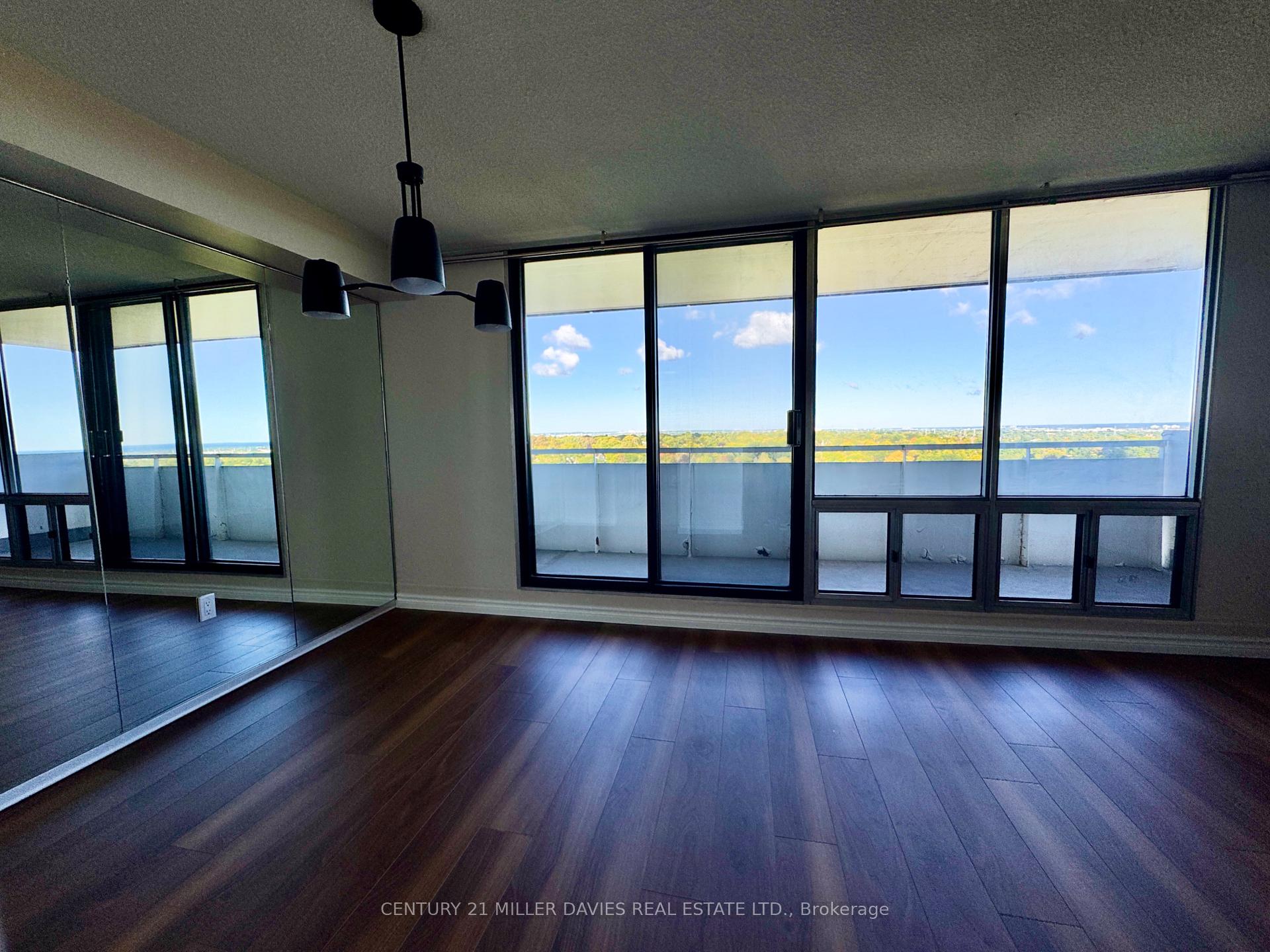 Photo 16 of Unit 1203, 2055 Upper Middle Road, Burlington, Brant Hills — HOMEH