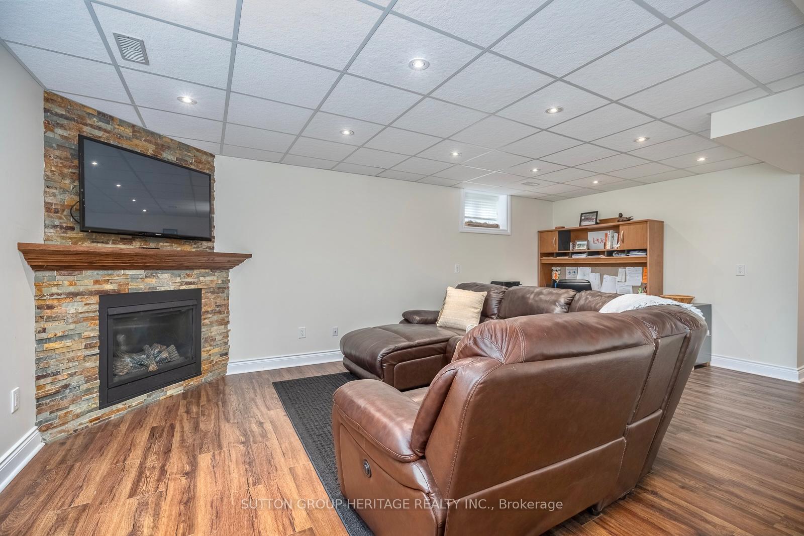 Photo 24 of 191 Pirates Glen Drive E, Trent Lakes — HOMEH