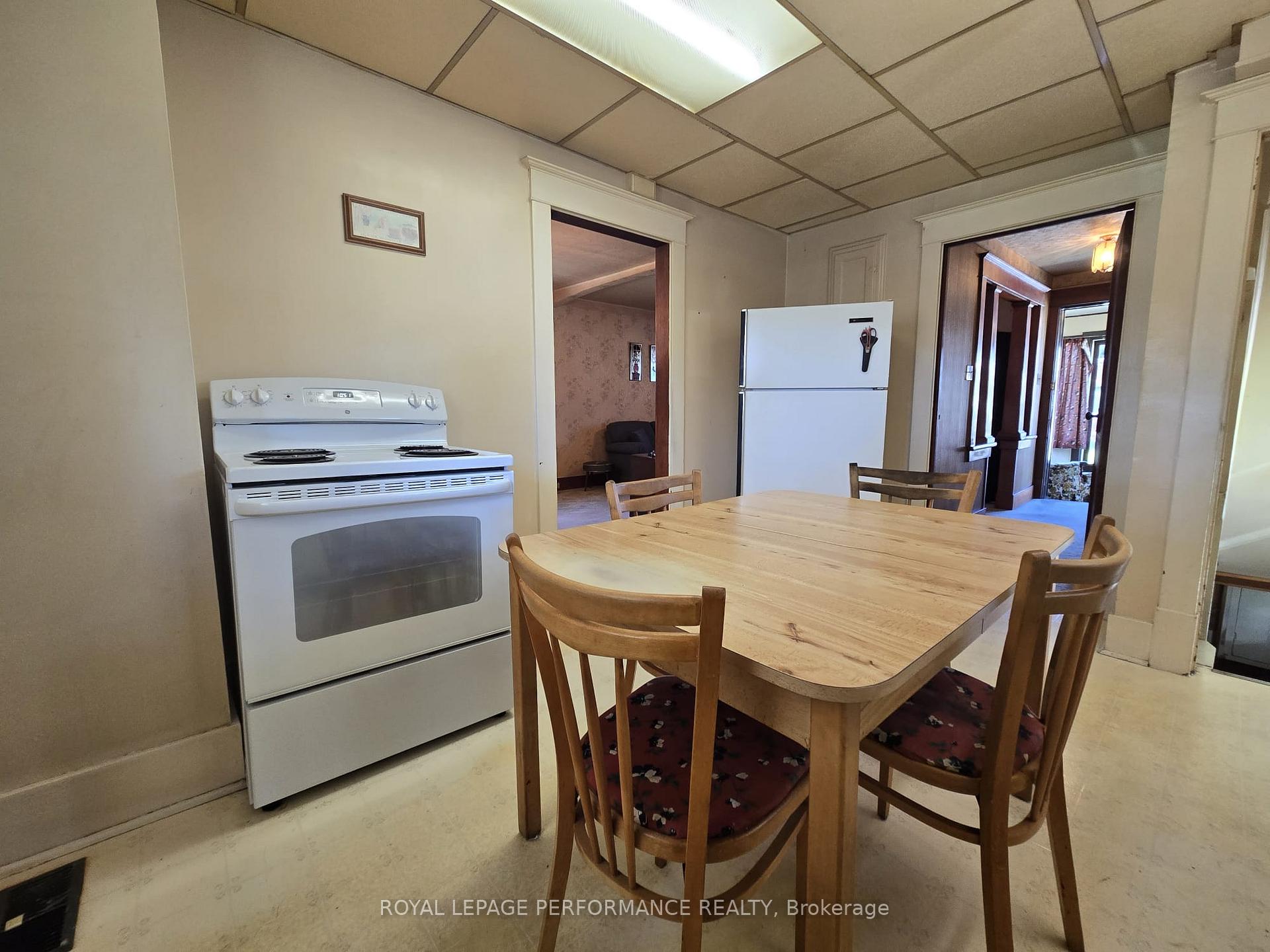 Photo 13 of 436 4th Street E, Cornwall, Cornwall — HOMEH
