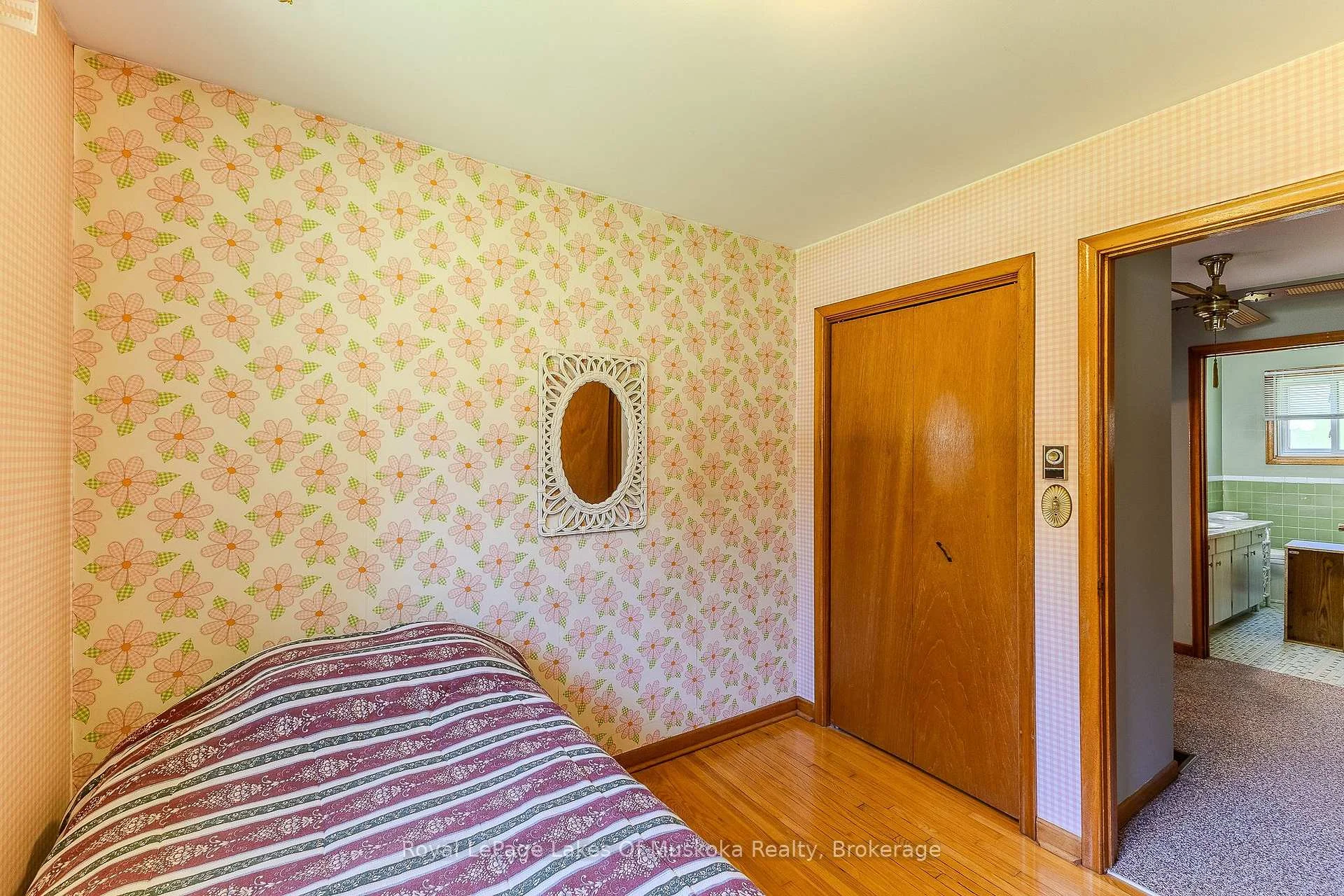 Photo 35 of 11 Pine Street, Bracebridge, Macaulay — HOMEH