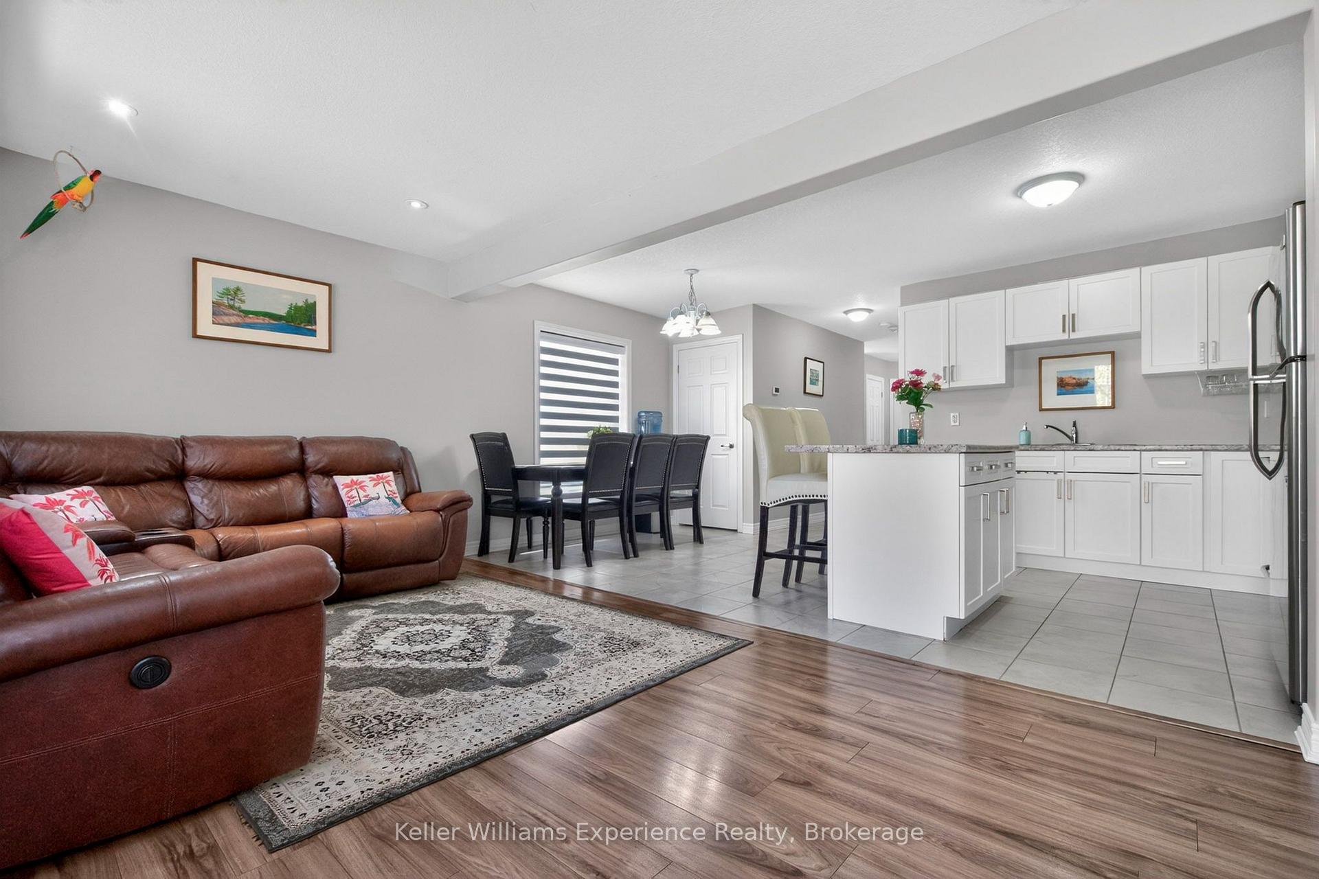 Photo 16 of 992 Cook Drive, Midland — HOMEH