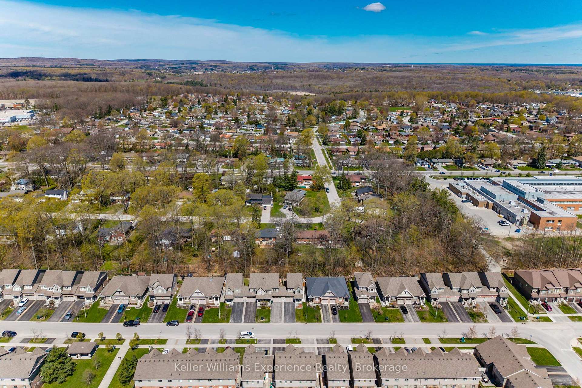 Photo 30 of 992 Cook Drive, Midland — HOMEH