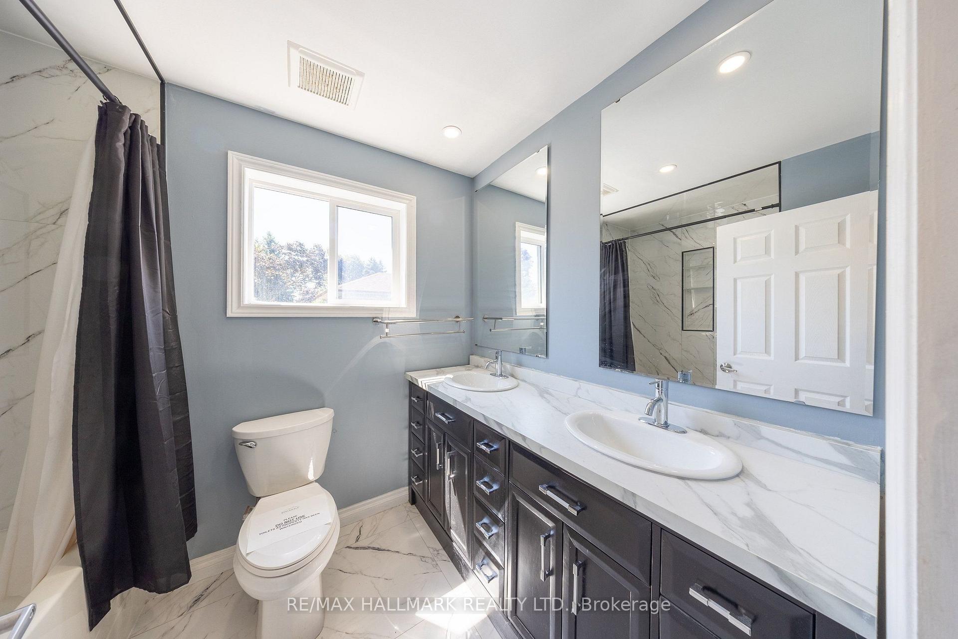 Photo 28 of 109 Thickson Road S, Whitby, Blue Grass Meadows — HOMEH