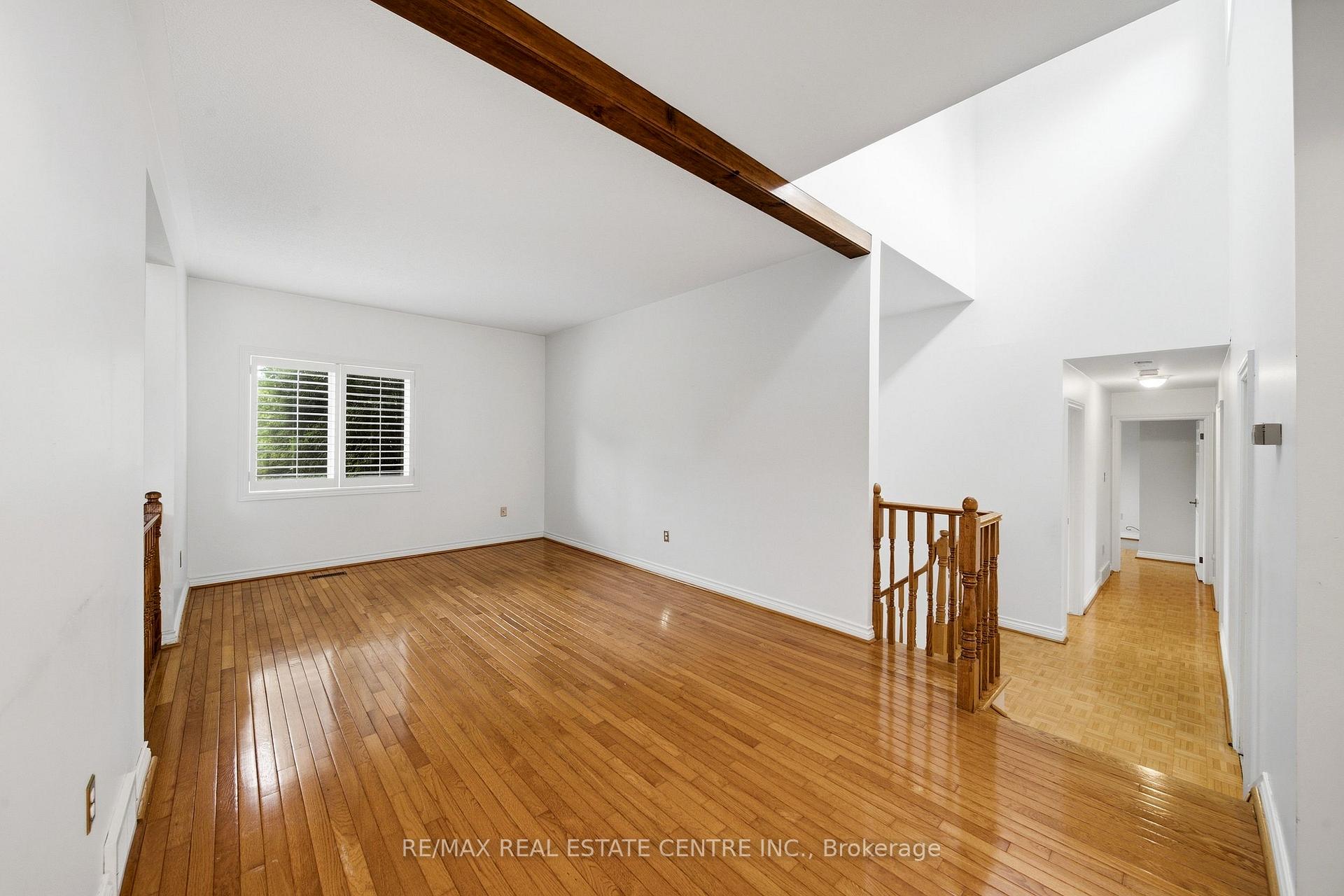 Photo 18 of 335 York Road, Burlington, LaSalle — HOMEH